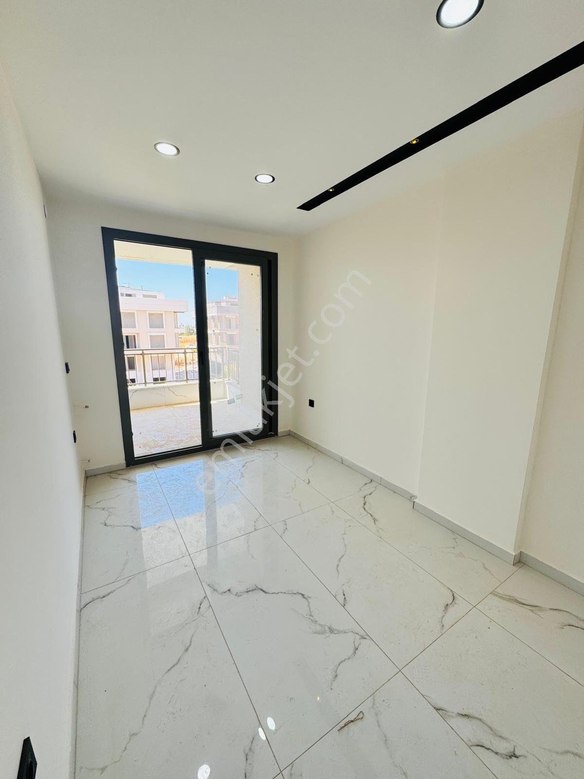 Didim'in Merkezinde Havuzlu Sitede Havuz Manzaralı 1+1 Daire - Görsel 20