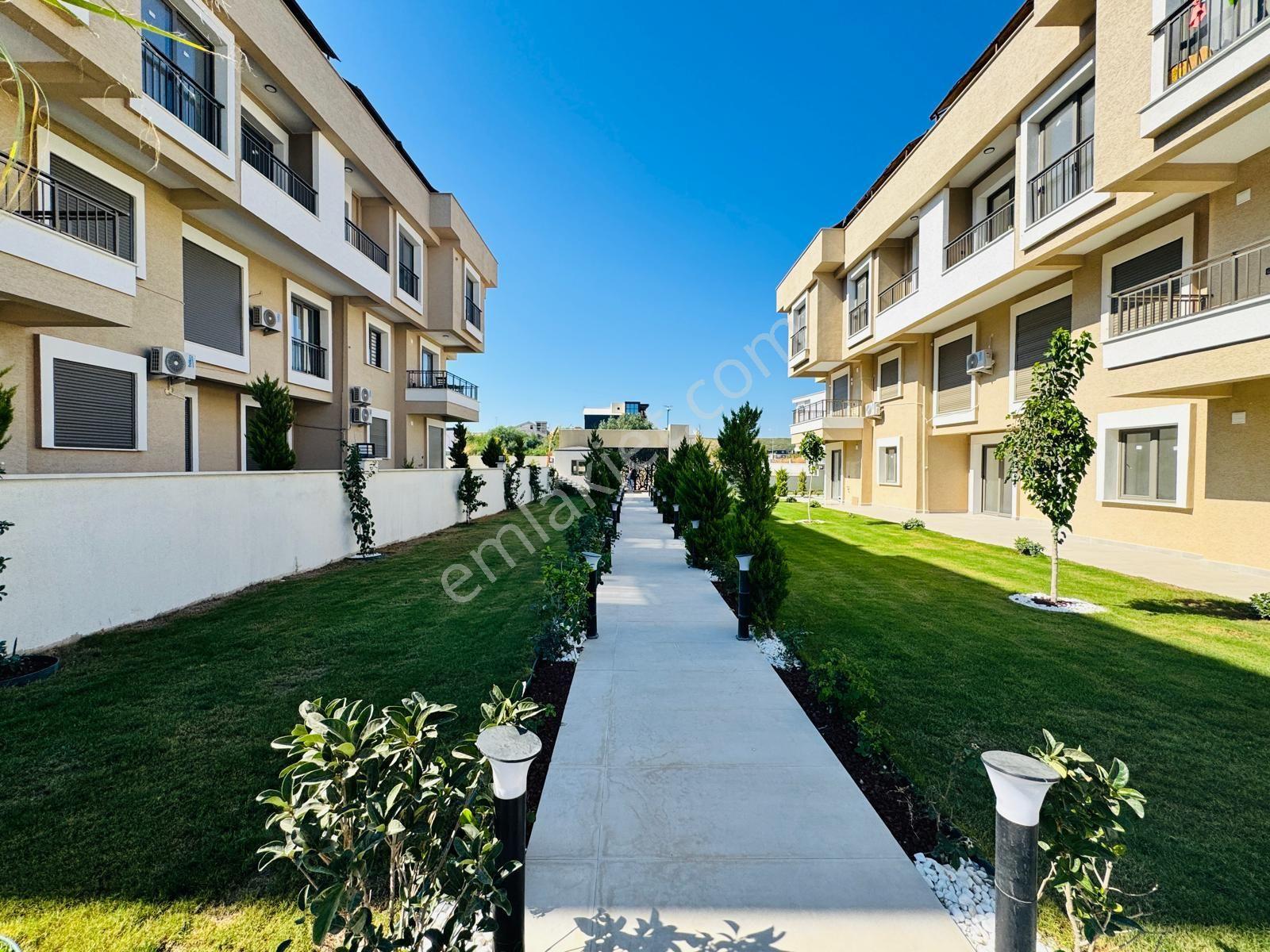Didim'in Merkezinde Havuzlu Sitede Havuz Manzaralı 1+1 Daire - Görsel 15