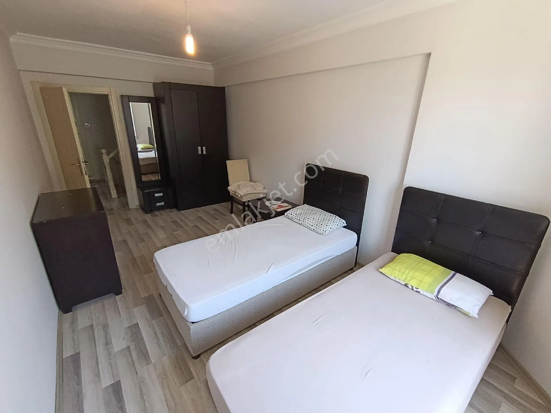 Taş Emlak'tan Plaja Yakın Kısmi Deniz Manzaralı Bakımlı Villa - Görsel 29