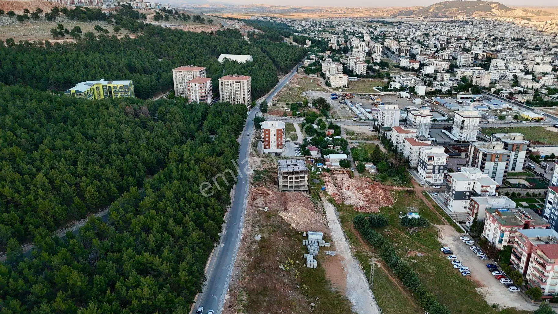 Cumhuriyet Mahallesin'de Satılık 1510 M² Müstakil Tapulu Arsa - Görsel 4