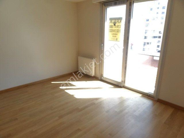 Caddebostan Sahil Tarafı Kombili Lüks Kiralık Daire 3+1,135m2. - Görsel 31