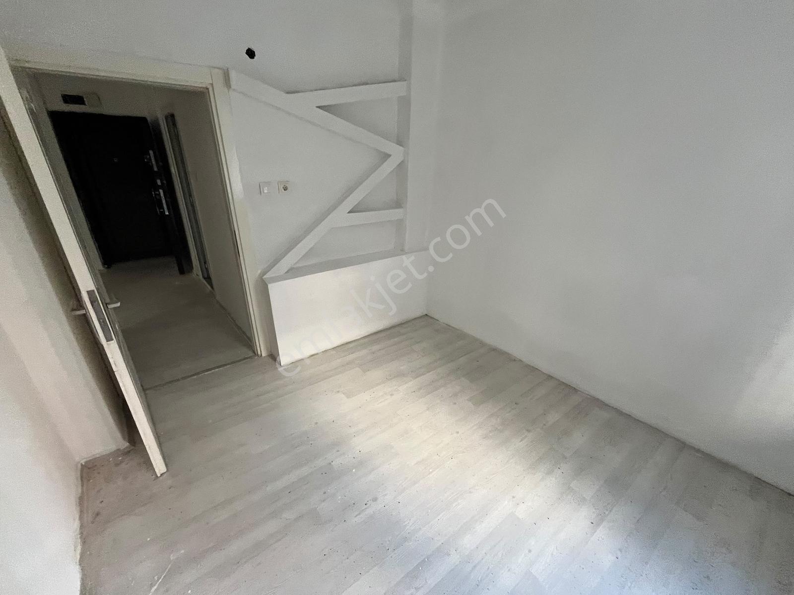 Ergünden Cumhuriyette Fırsat Yapılı Satılık 2+1 Daire - Görsel 7
