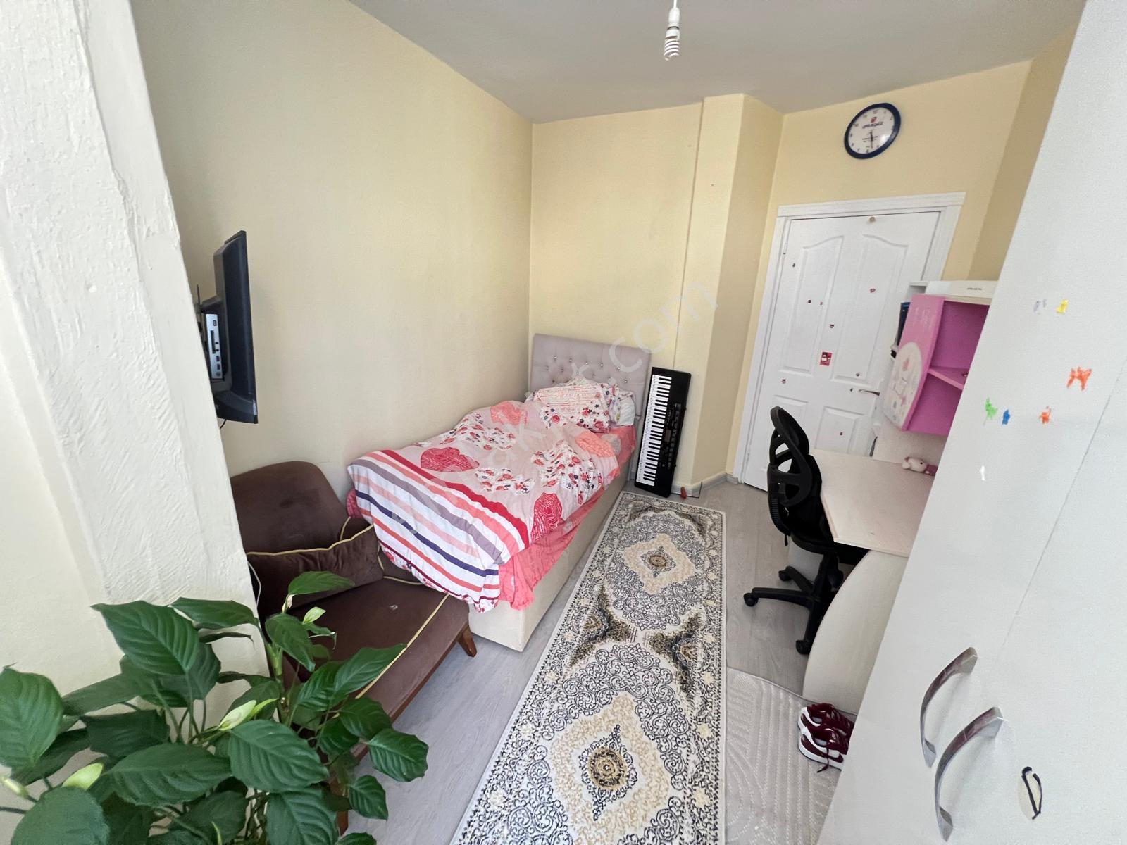 Ergünden Kültürde Satılık Cadde Üzeri Yapılı 3+1 Daire - Görsel 14