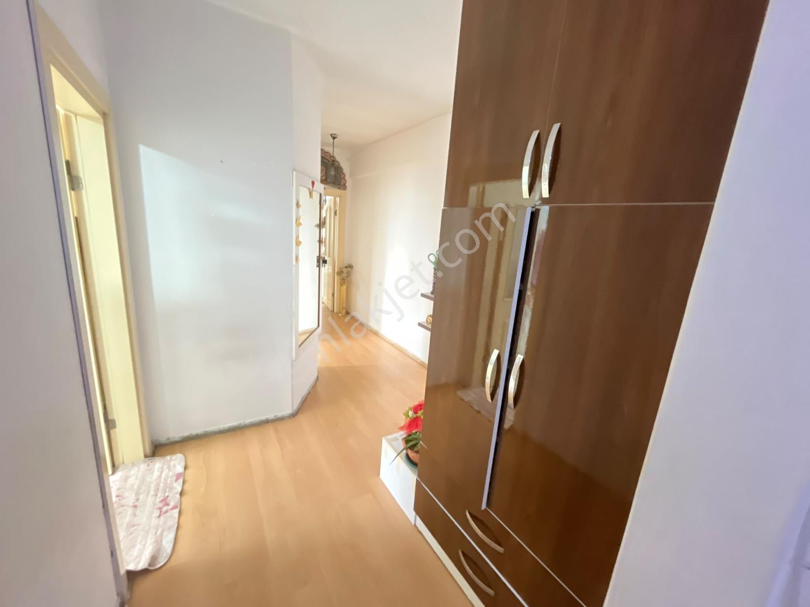 Ergünden Cumhuriyette Ana Yola Yakıniçi Yapılı Satılık 3+1 Daire - Görsel 27