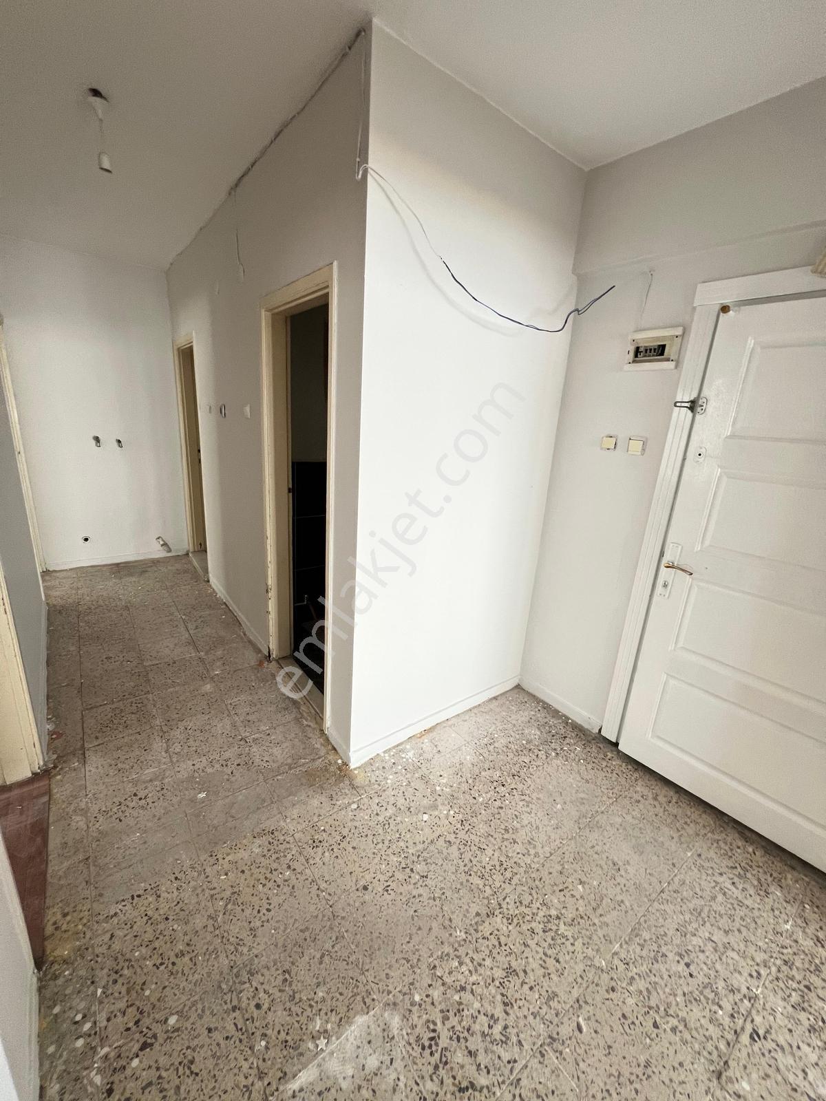 Ergünden Pirireiste Silifke Caddesi Üzeri Asasnörlü Satılık 3+1 - Görsel 29