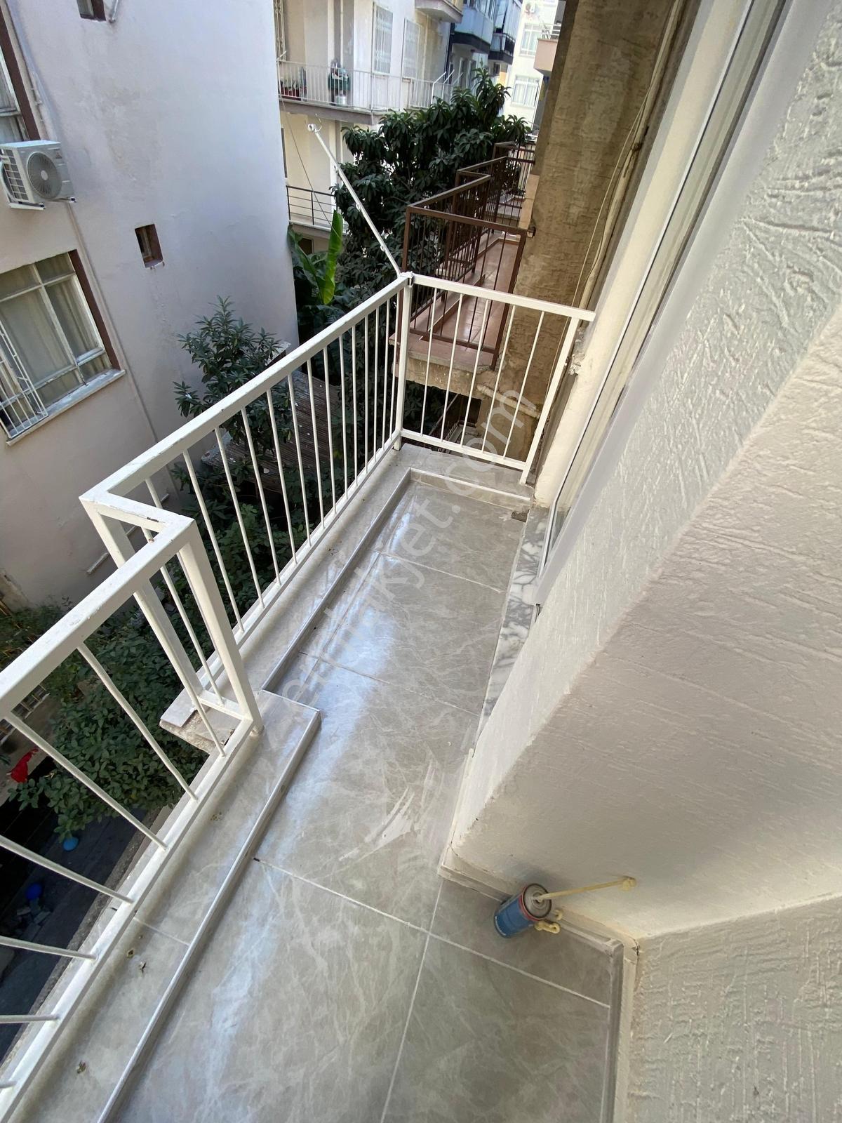 Ergünden Cumhuriyette İçi Yapalı Ara Kat Satılık 3+1 Daire - Görsel 15