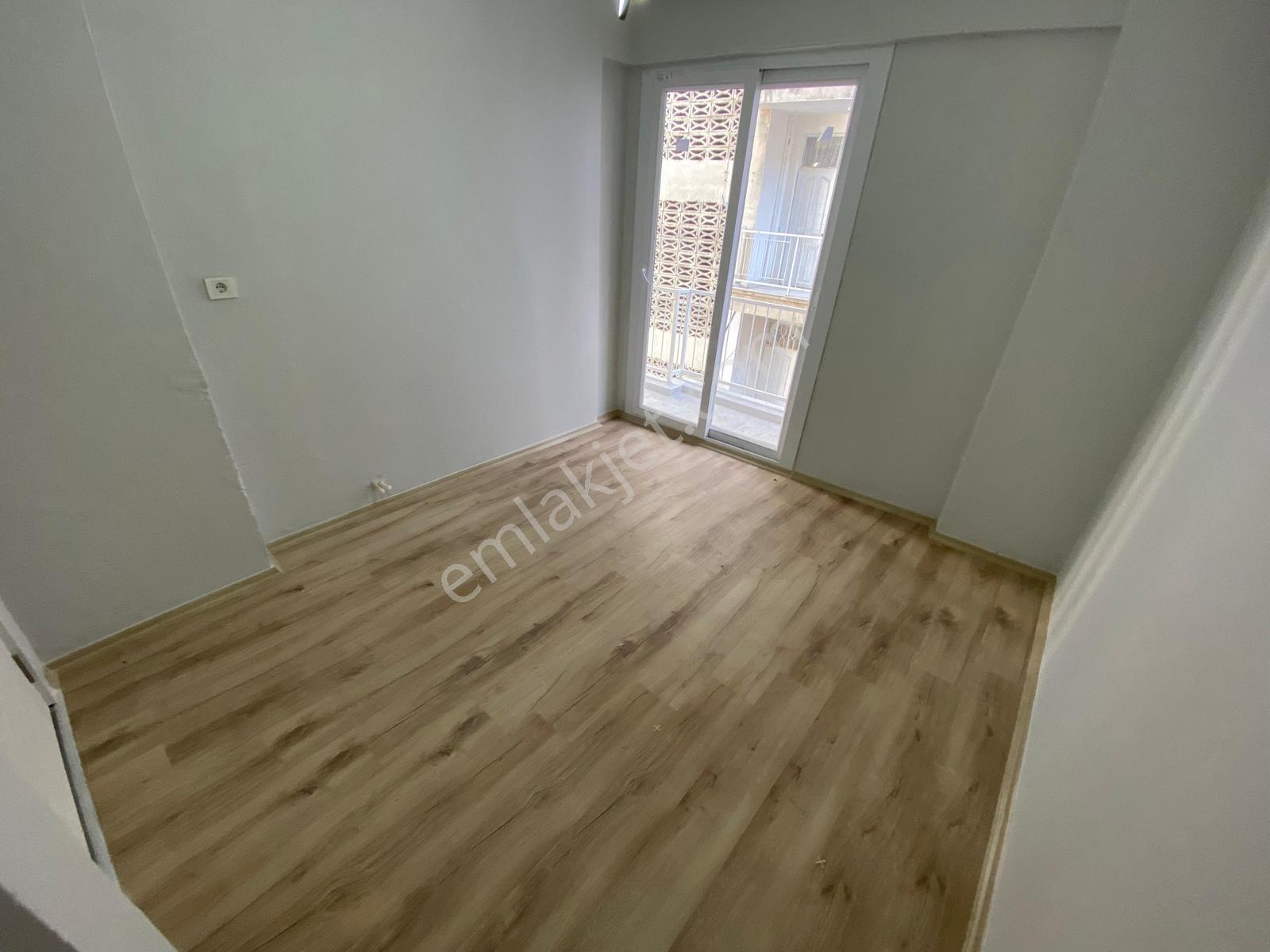 Ergünden Cumhuriyette İçi Yapalı Ara Kat Satılık 3+1 Daire - Görsel 21