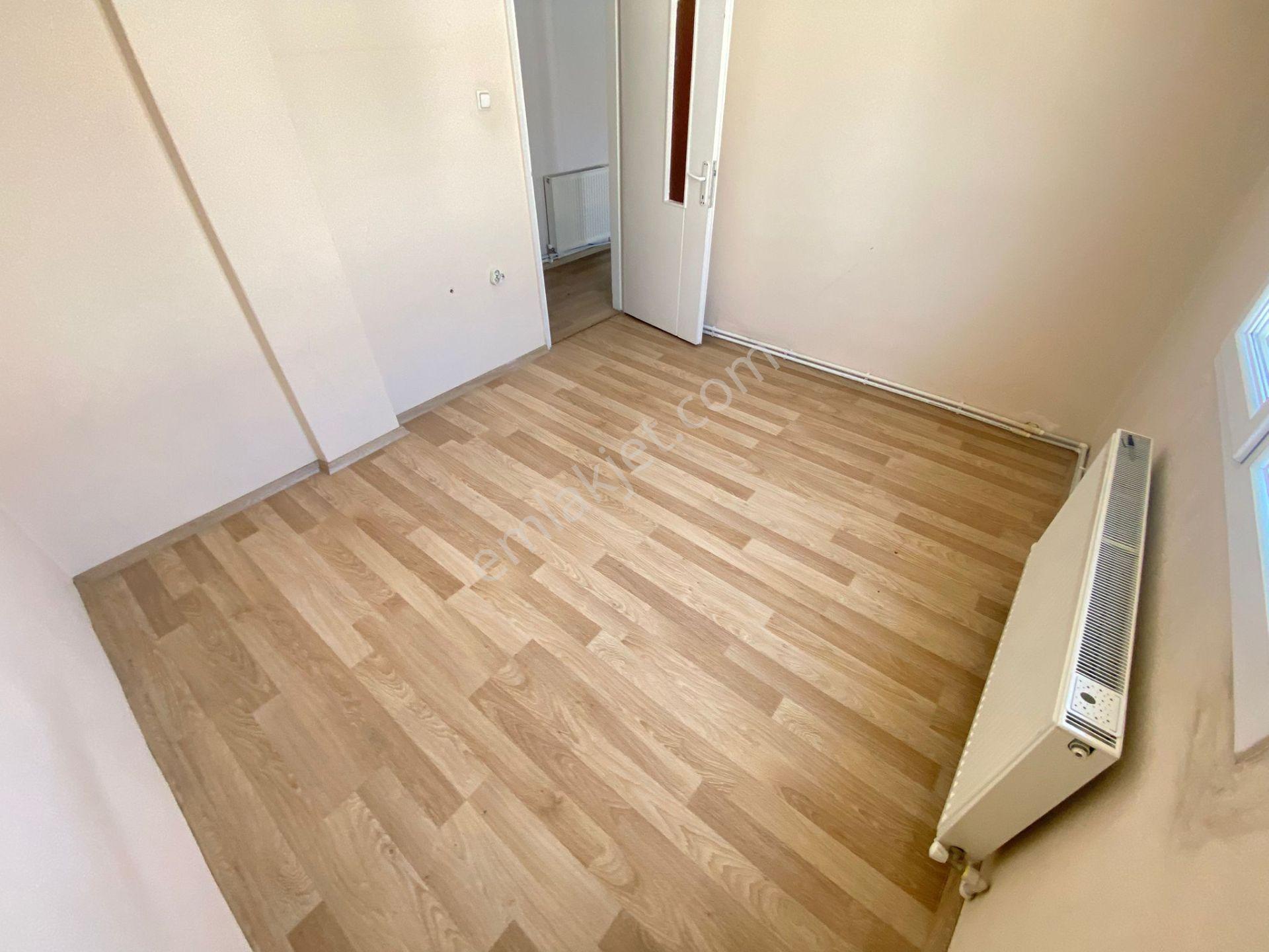 Buca Ecevit Parkı Yanı 3+1 115m2 D.gazlı Çift Balkonlu Daire - Görsel 10