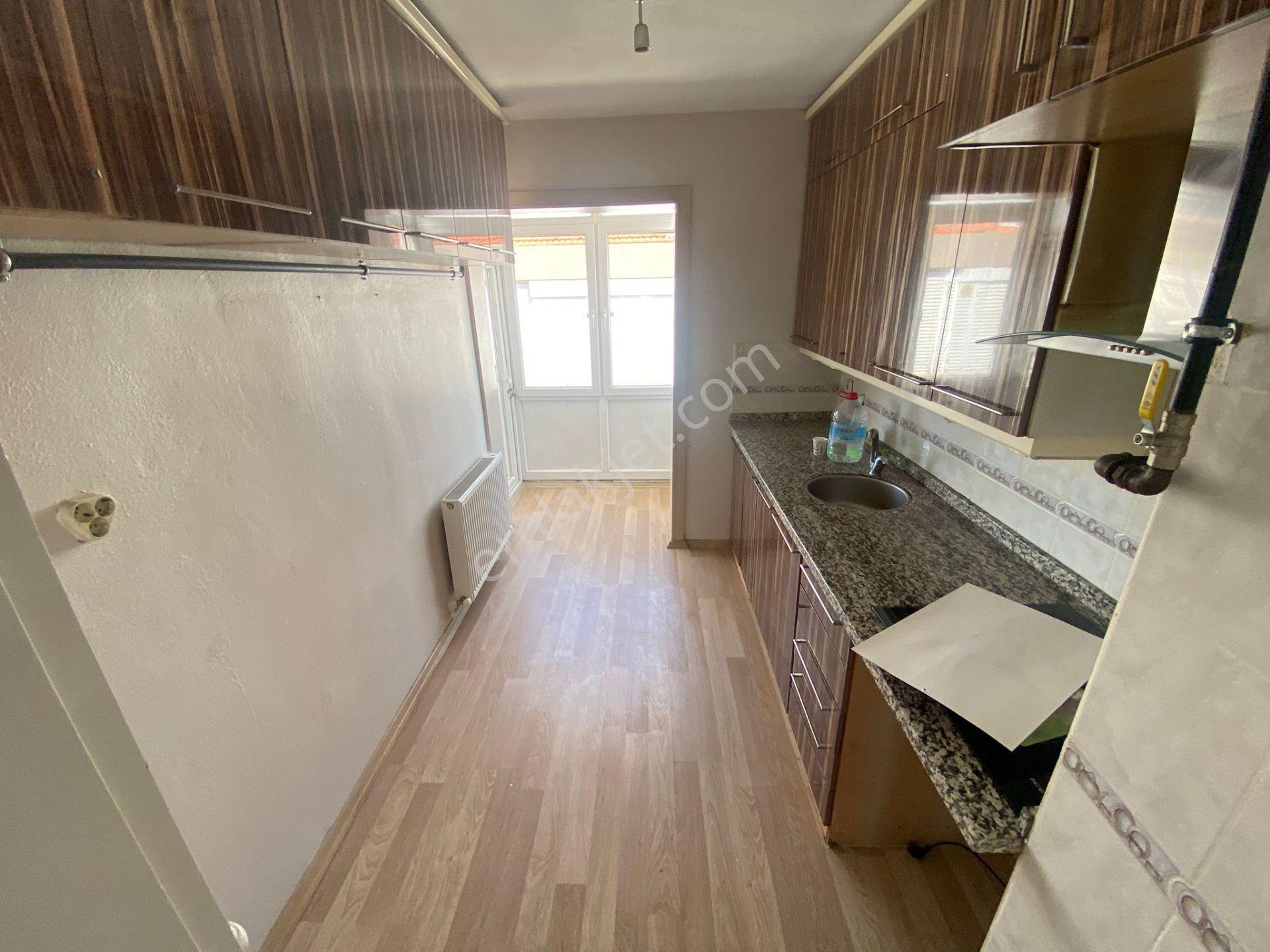 Buca Ecevit Parkı Yanı 3+1 115m2 D.gazlı Çift Balkonlu Daire - Görsel 31