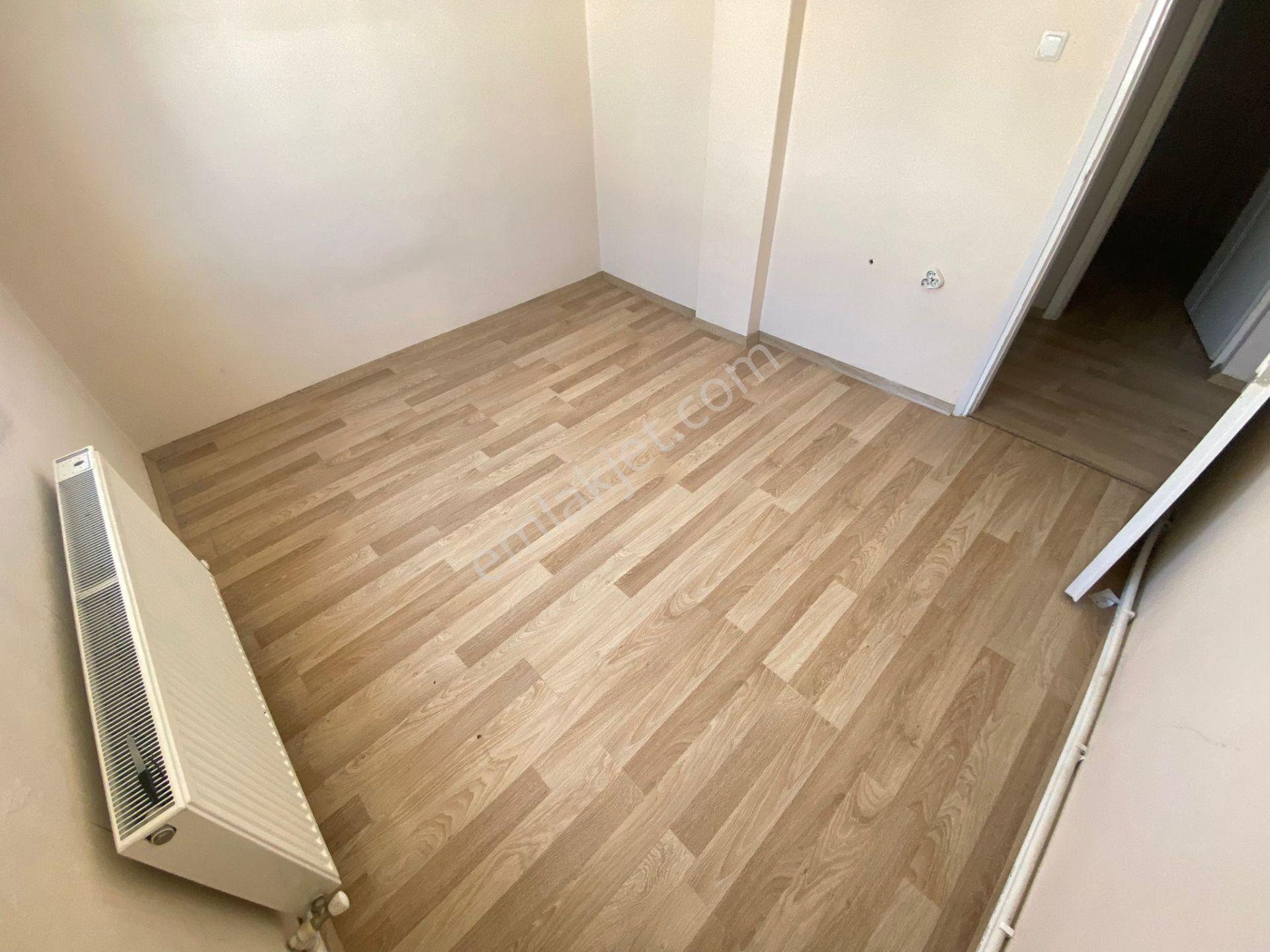 Buca Ecevit Parkı Yanı 3+1 115m2 D.gazlı Çift Balkonlu Daire - Görsel 15