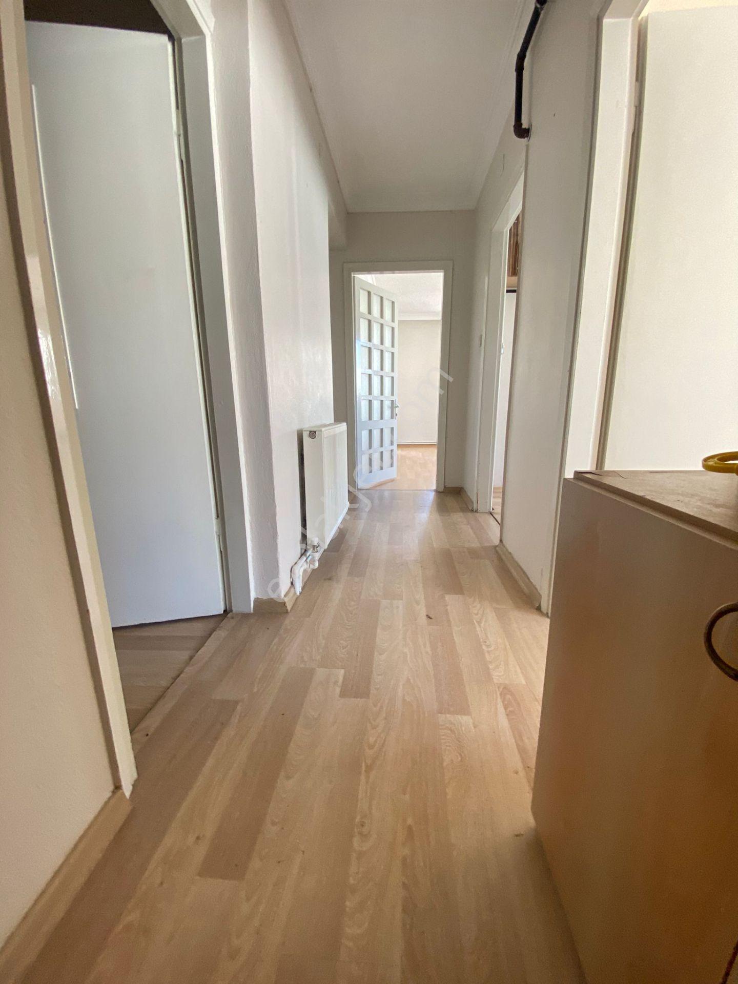 Buca Ecevit Parkı Yanı 3+1 115m2 D.gazlı Çift Balkonlu Daire - Görsel 7
