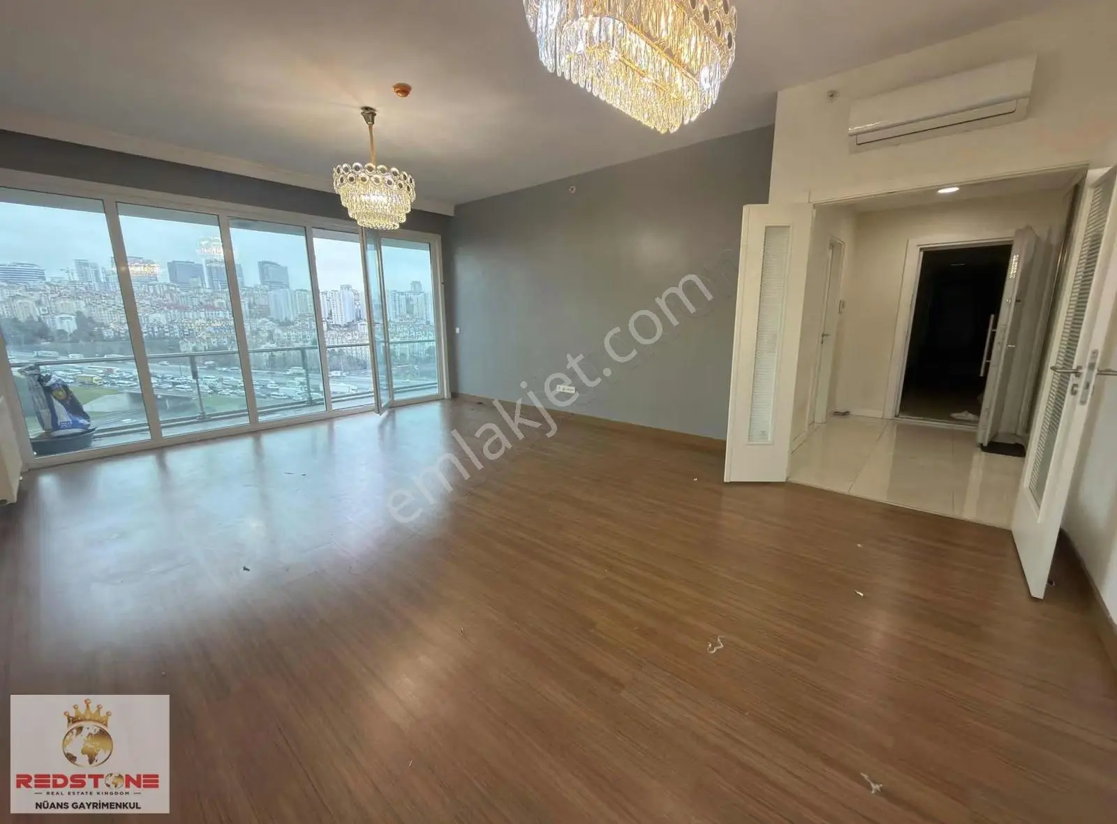 Göl Panoramada Büyük 3+1 | Ara Kat | Boş | Krediye Uygun