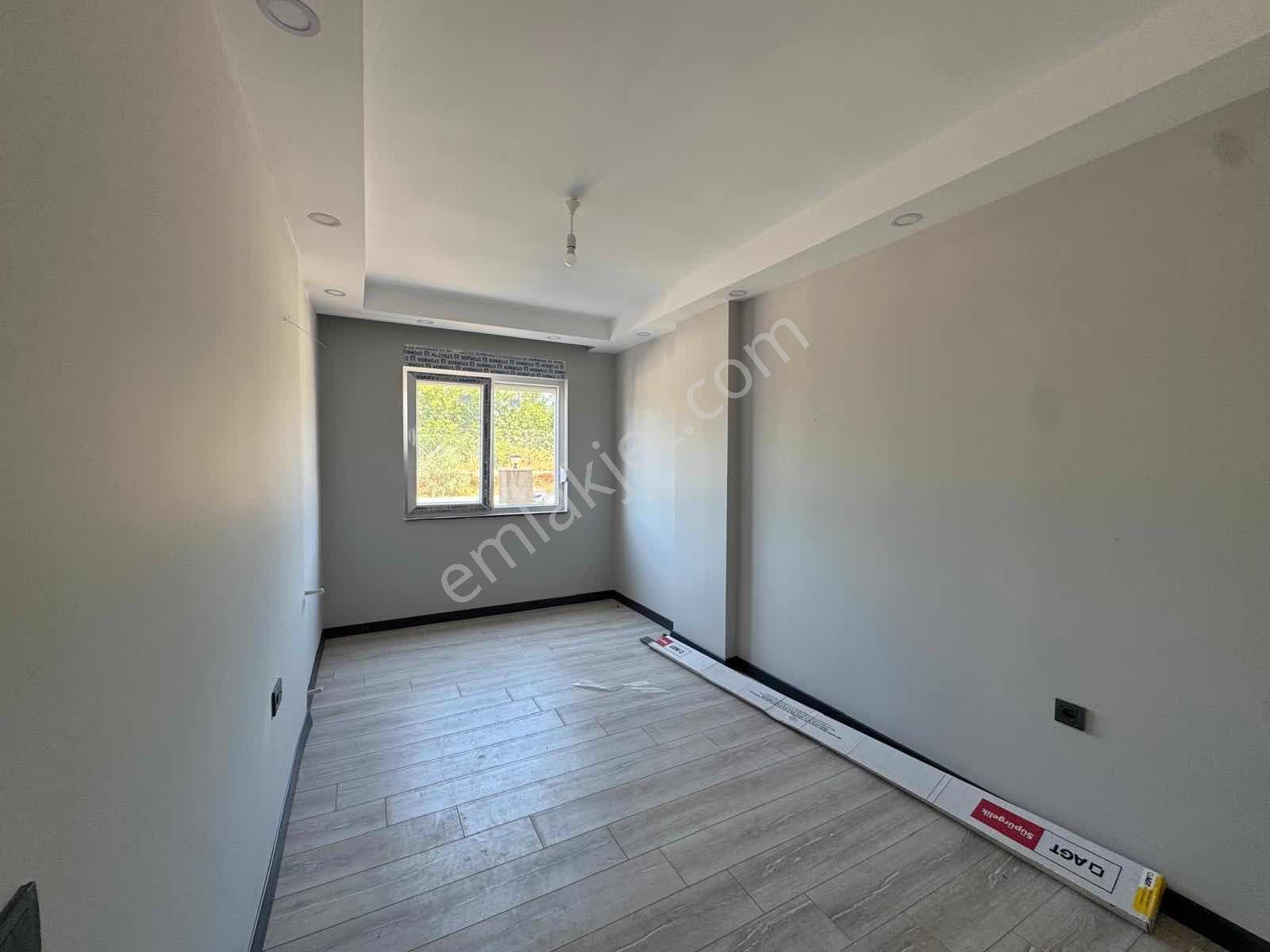 Altınovada Satılık 1+1 50 M² | Yatırıma Ve Oturuma Uygun - Görsel 8