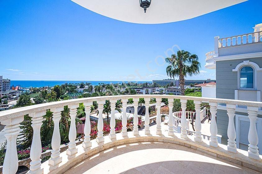 Alanya Konaklı'da Panoramik Deniz Manzaralı Full Eşyalı 4+1 Lüks Villa - Görsel 4