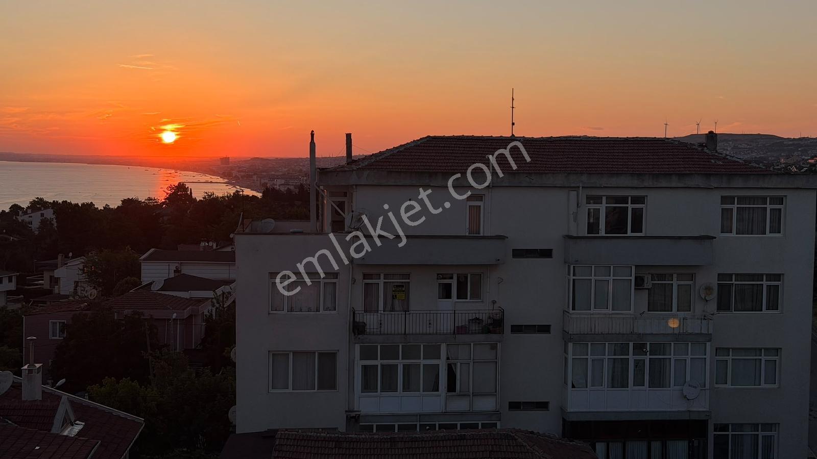 Büyükçekmece'de Deniz Ve Doğa Manzaralı Satılık 2+1 Daire - Görsel 21