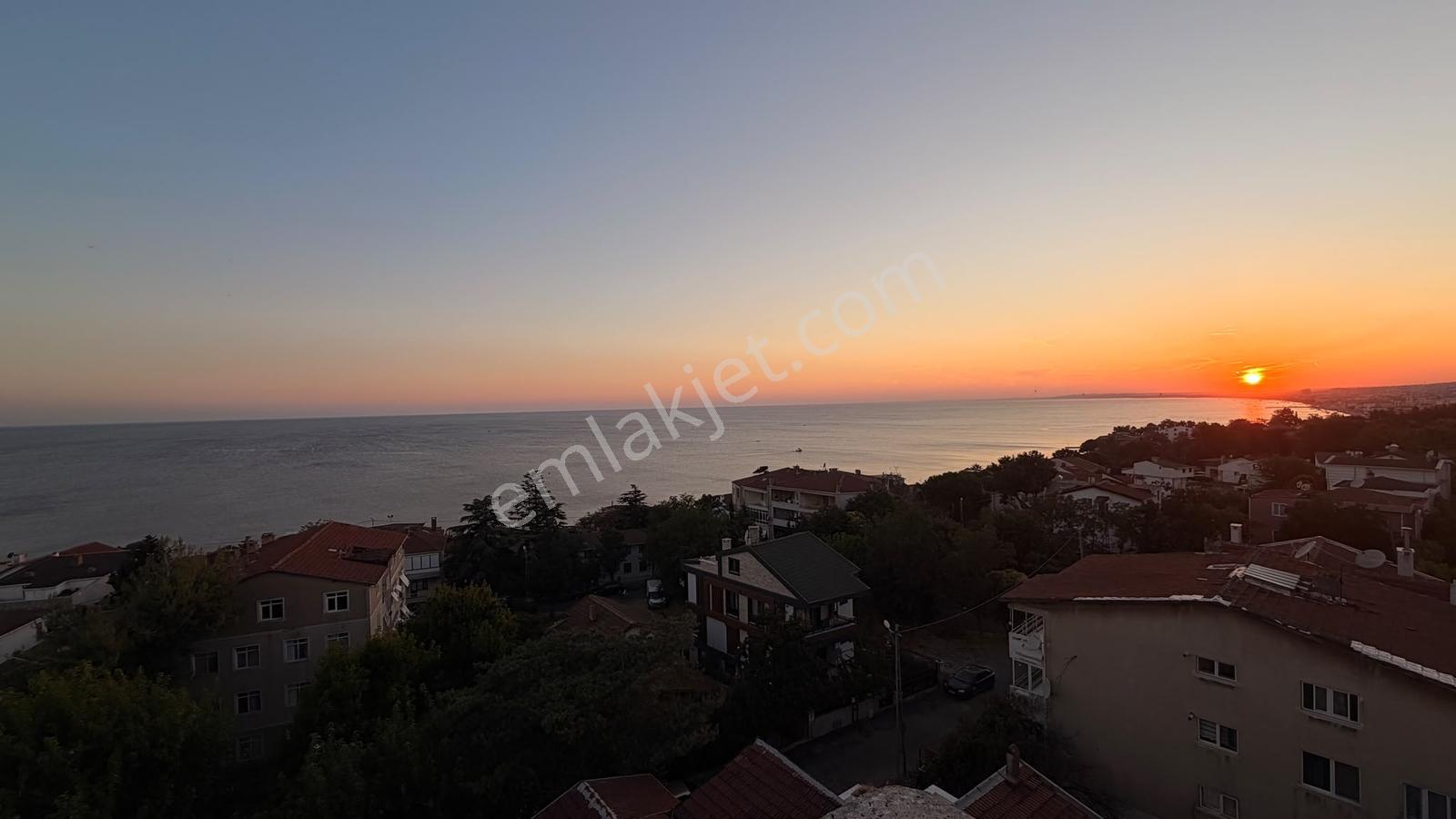 Büyükçekmece'de Deniz Ve Doğa Manzaralı Satılık 2+1 Daire - Görsel 16