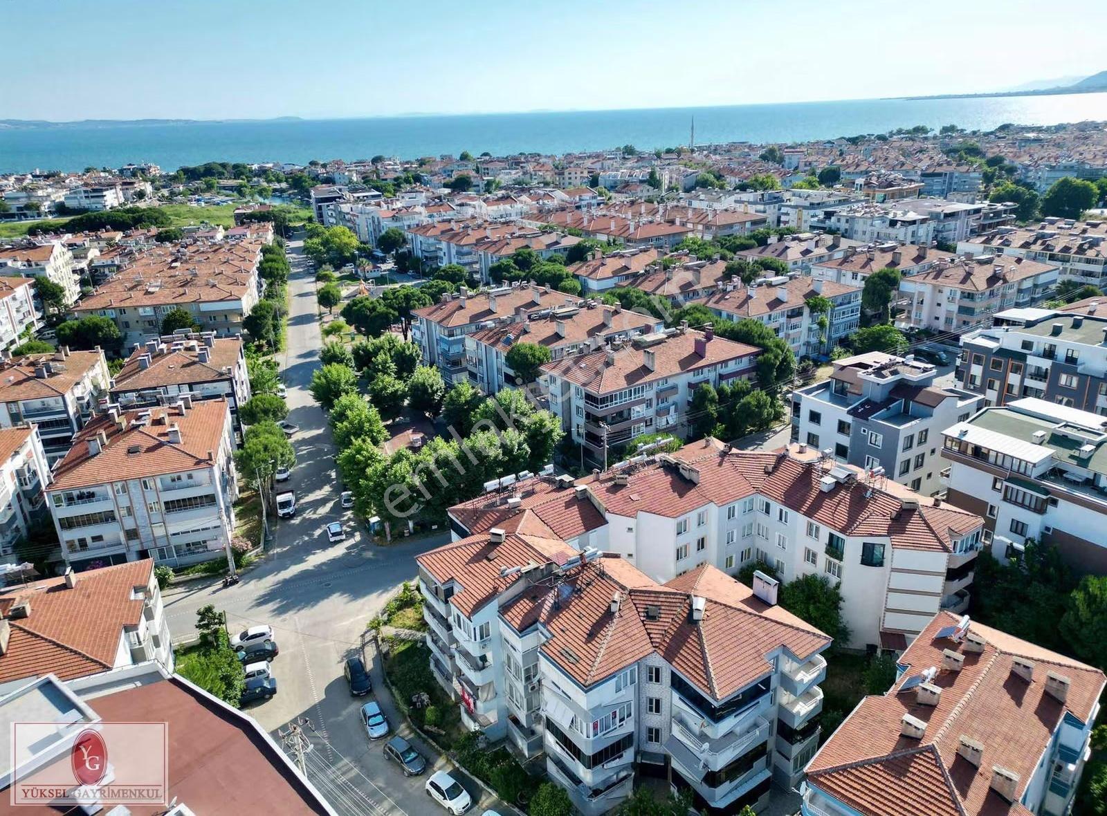Yükselden Doktorlar Sitesi Mevkiinde Doğalgazlı Denize Yakın 3+1 - Görsel 19