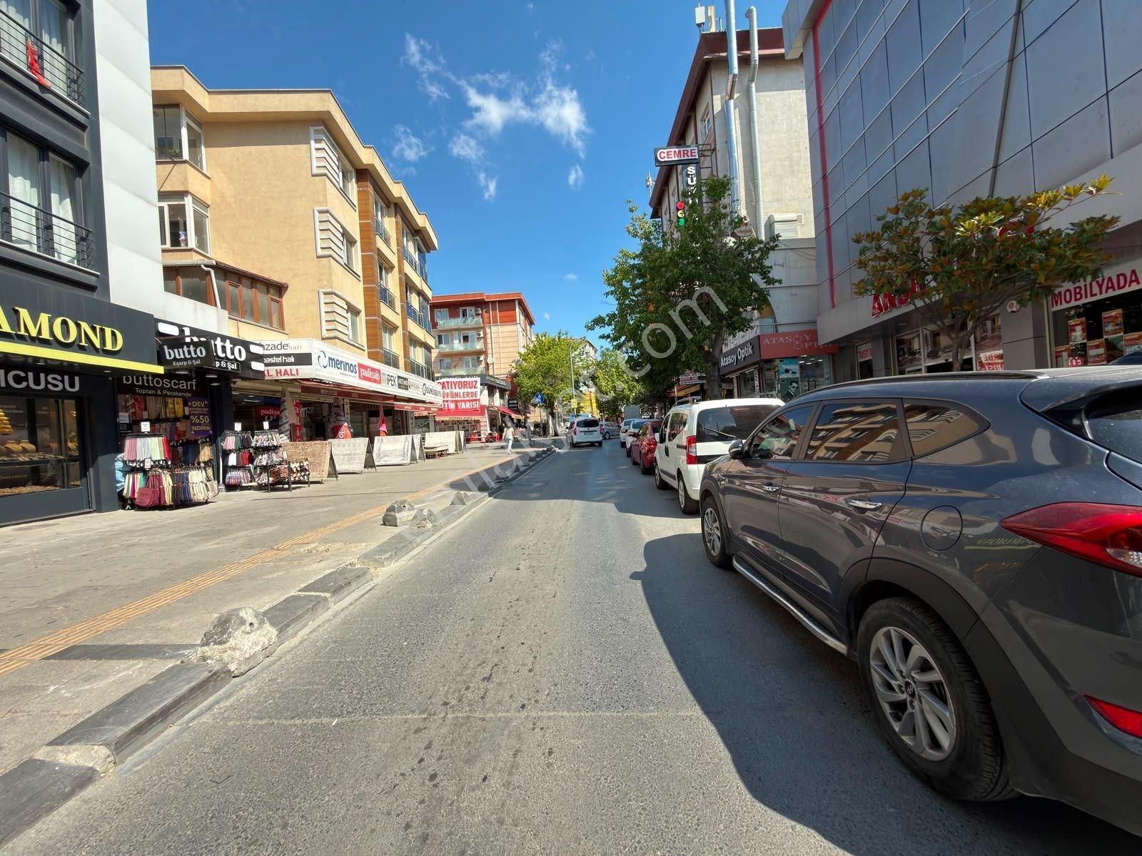 Güneşli Üsküp Caddesi'nde Tabela Değeri Yüksek Satılık Dükkan - Görsel 35