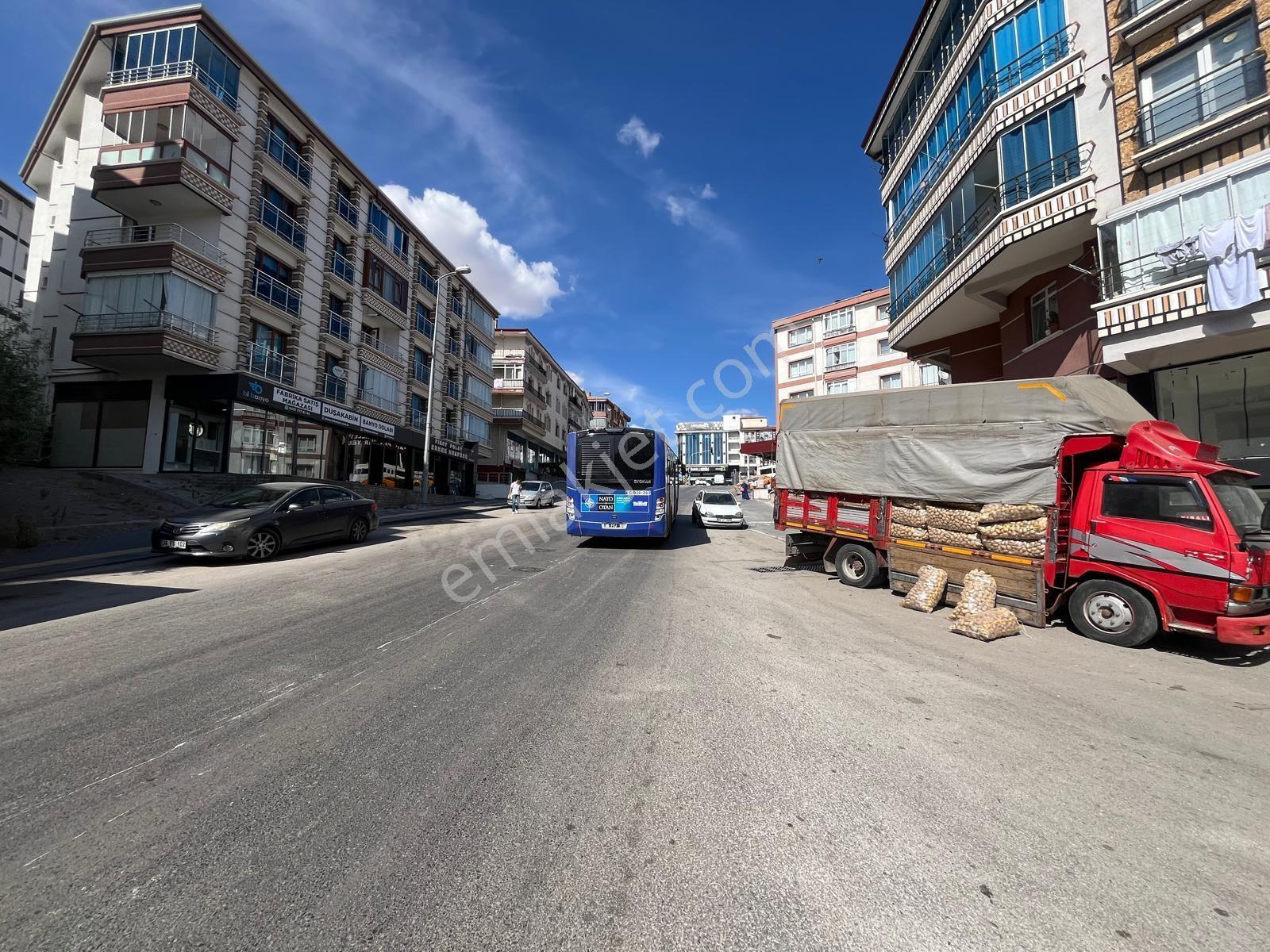 Ahilerden Geniş Cepheli 200m2 Asma Kat Yapılabilir Fırsat Dükkan - Görsel 23