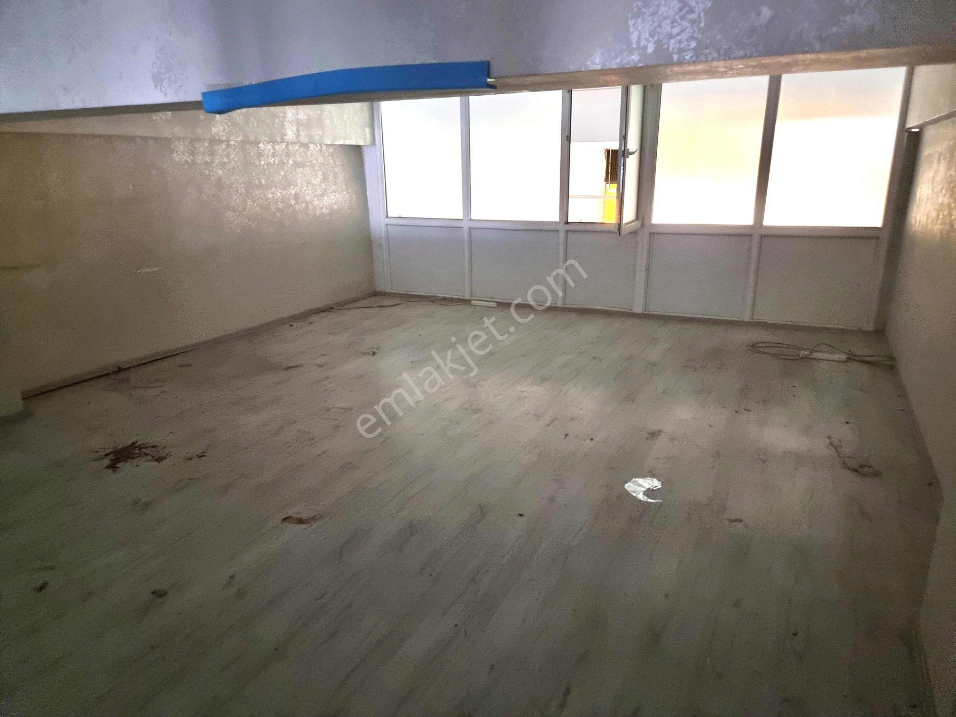 Bayrampaşa Emintaş1 Sanayi Sitesinde Kiralık Atölye - Görsel 20