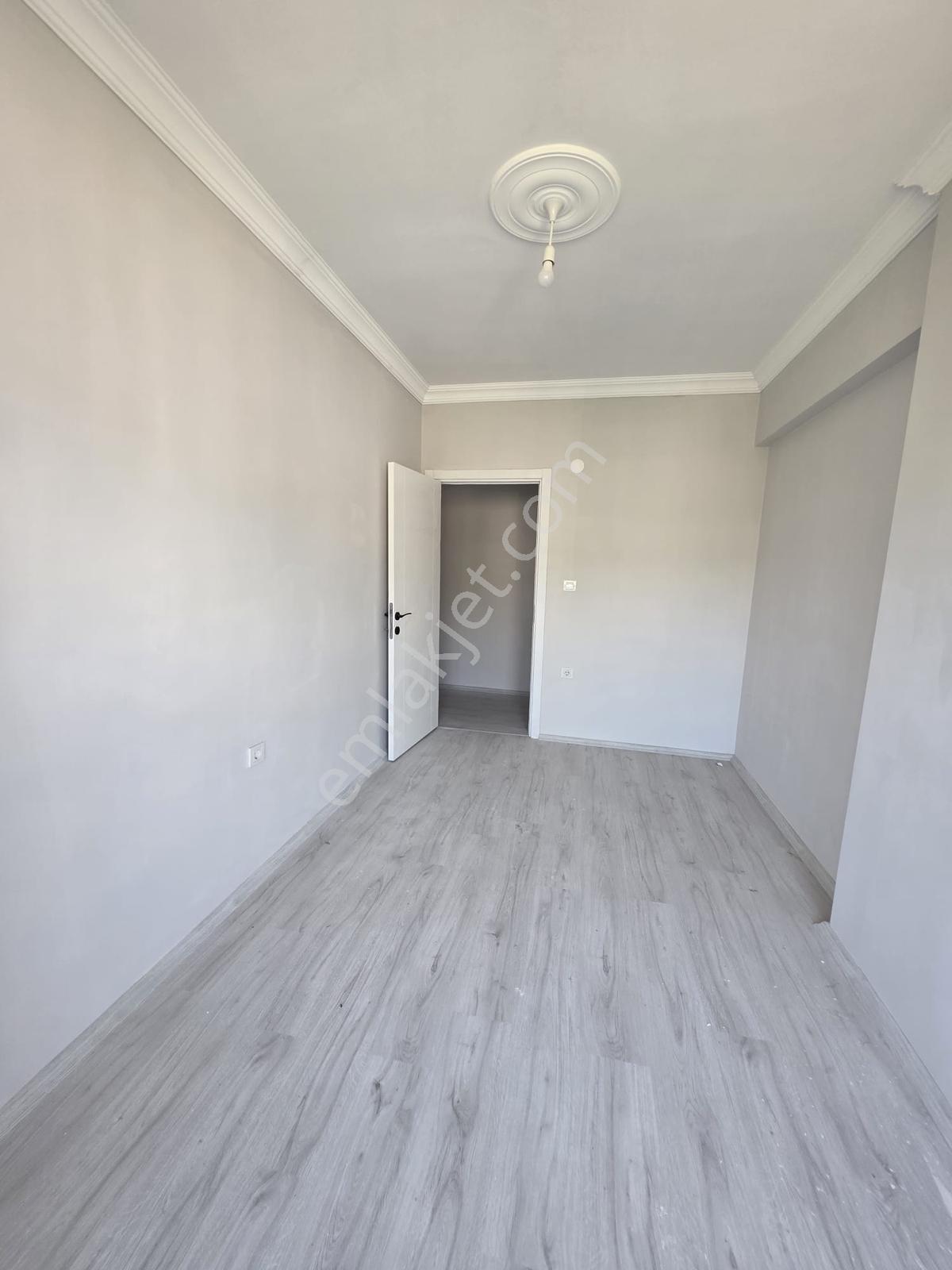 Kireç Köprü Cadde Üzeri Satılık 3+1 Daire - Görsel 23