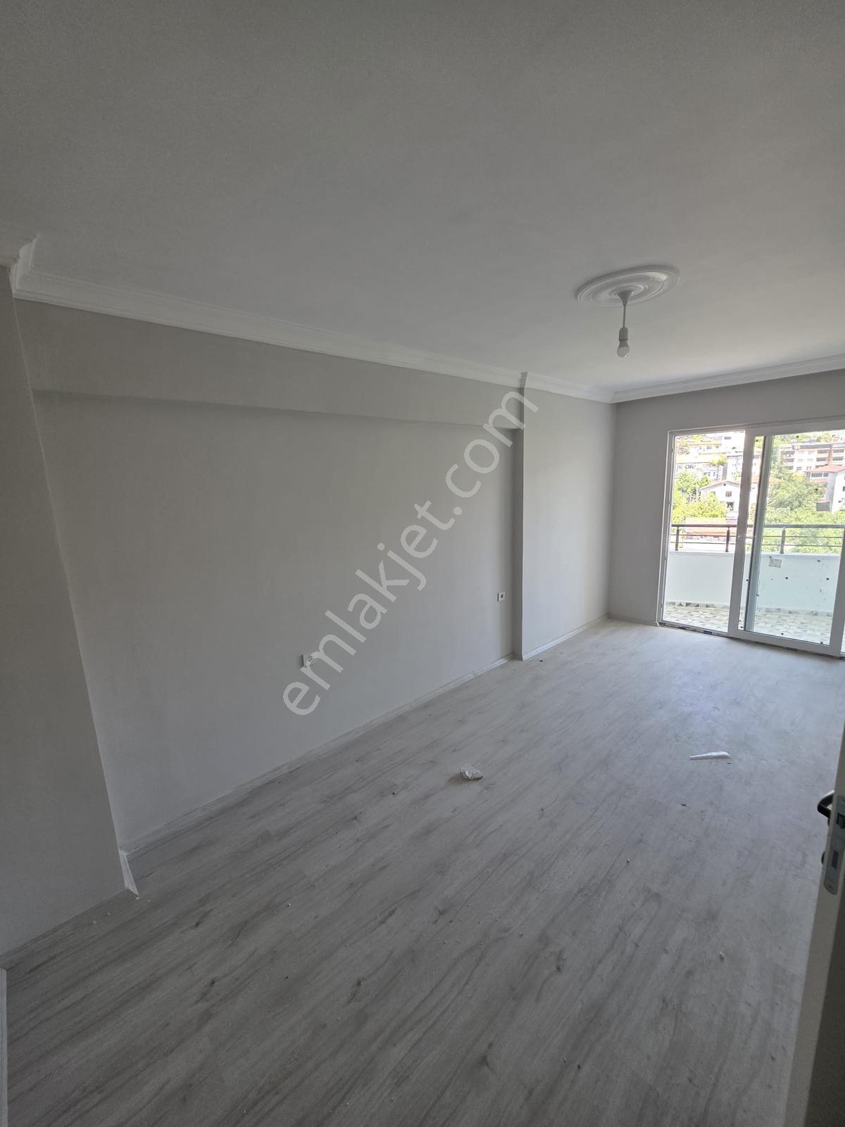 Kireç Köprü Cadde Üzeri Satılık 3+1 Daire - Görsel 12