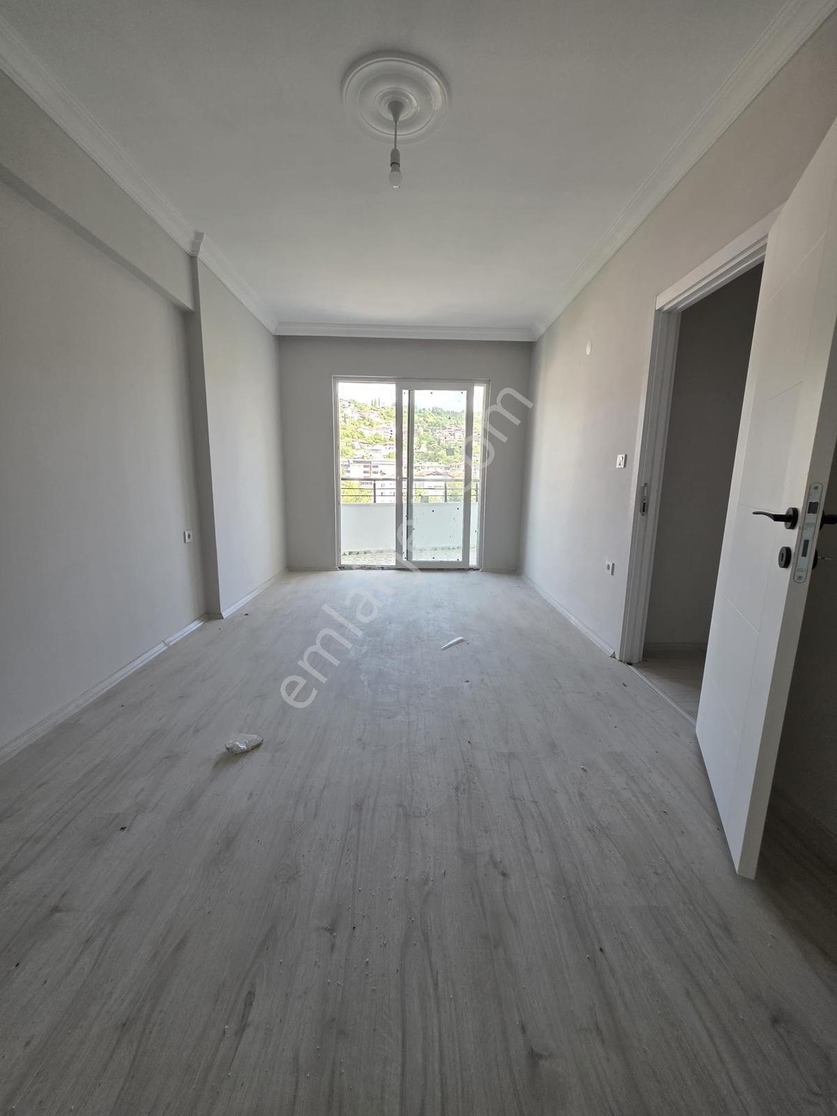 Kireç Köprü Cadde Üzeri Satılık 3+1 Daire - Görsel 32