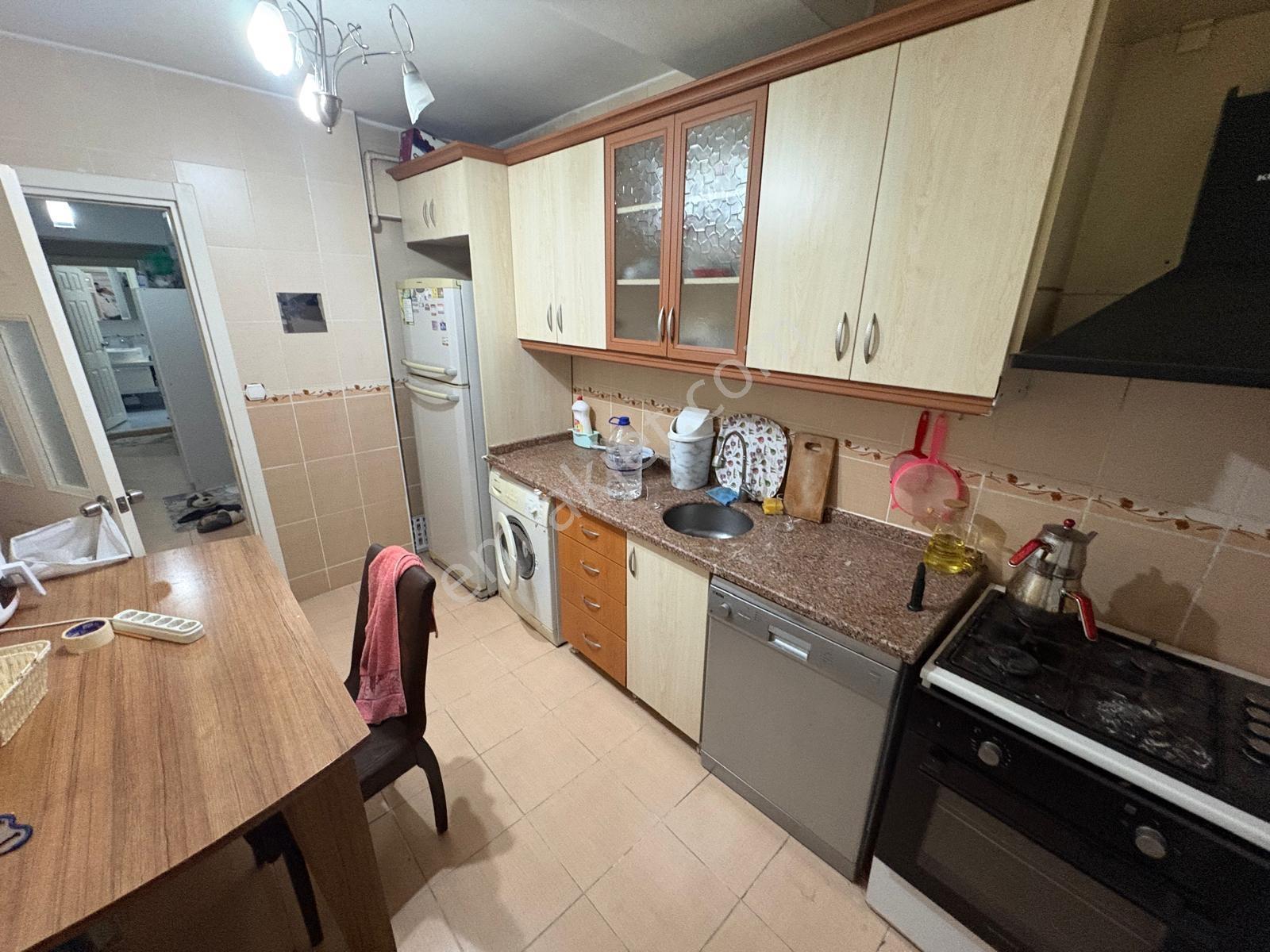 Ahmet Yesevide Merkezi Konumda Eşyalı 2+1 Kiralık Daire