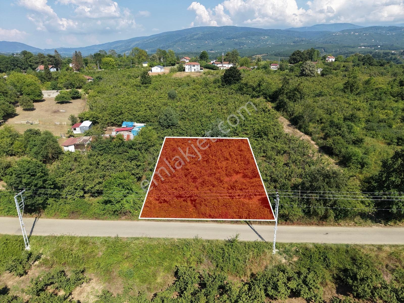 Emlakevim - Yeniköy (tagorek)de 777m2 Villa İmarlı Satılık Arsa - Görsel 8