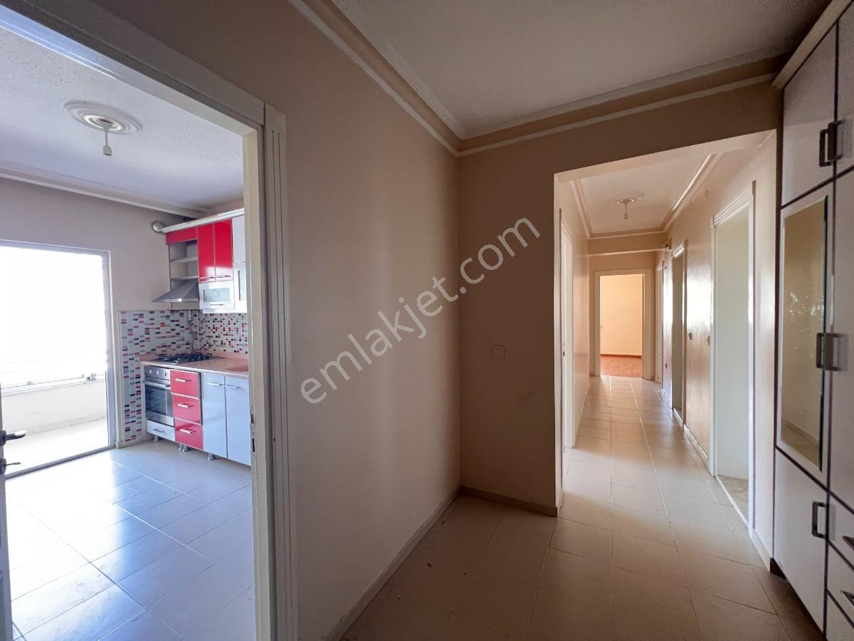 Kayaşehir 3.bölgede Tadilatlı Kiralık 3+1 Daire - Görsel 21