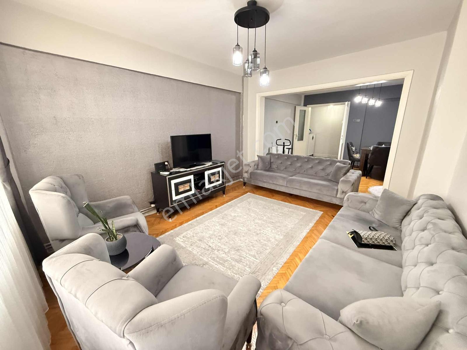 Bm Real Estate Gazcılar Cadde Üzerinde Satılık 120 M2 Daire - Görsel 9