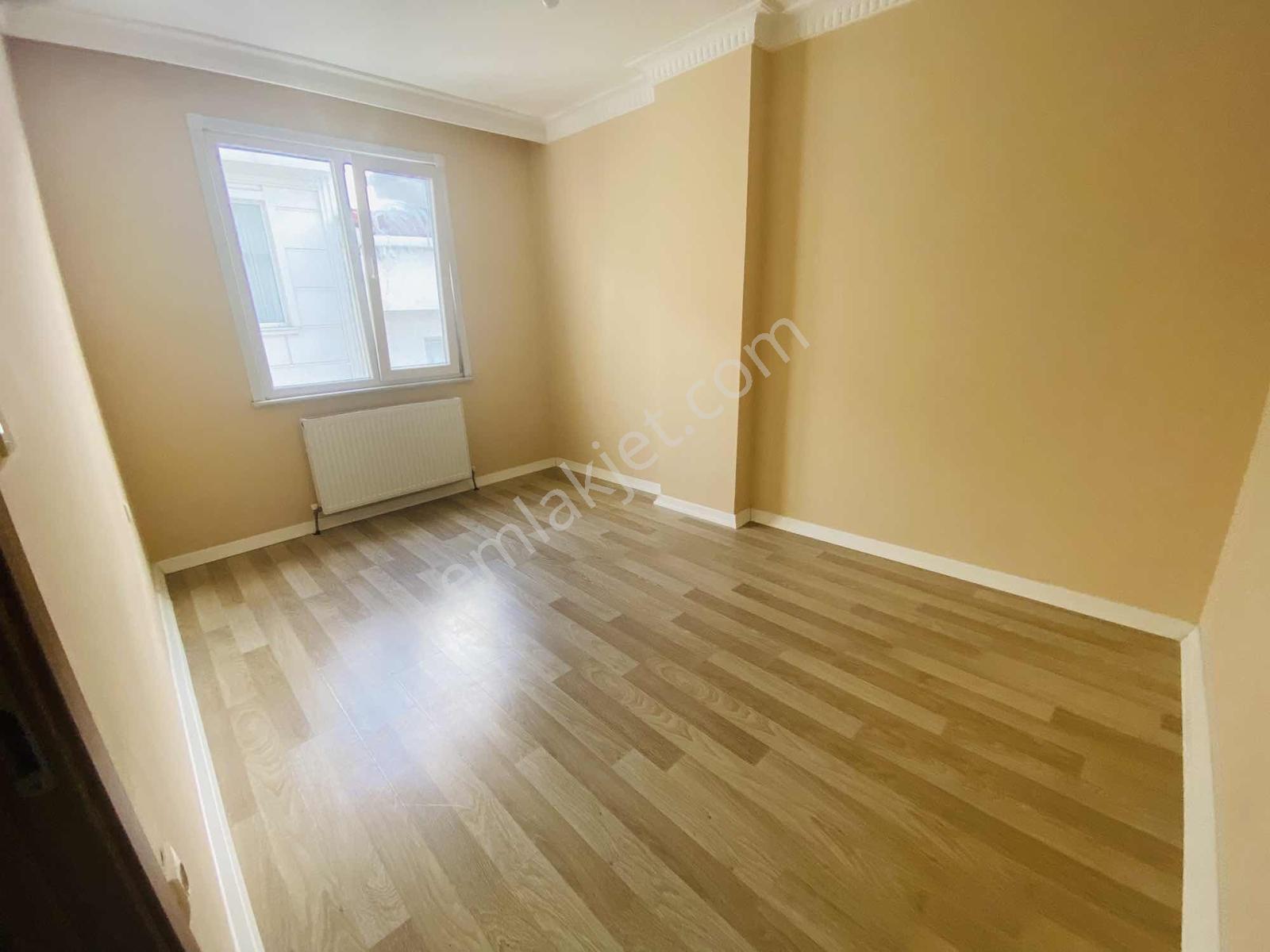 Üçevler Mahallesinde 1+1 Kiralık Daire - Görsel 5
