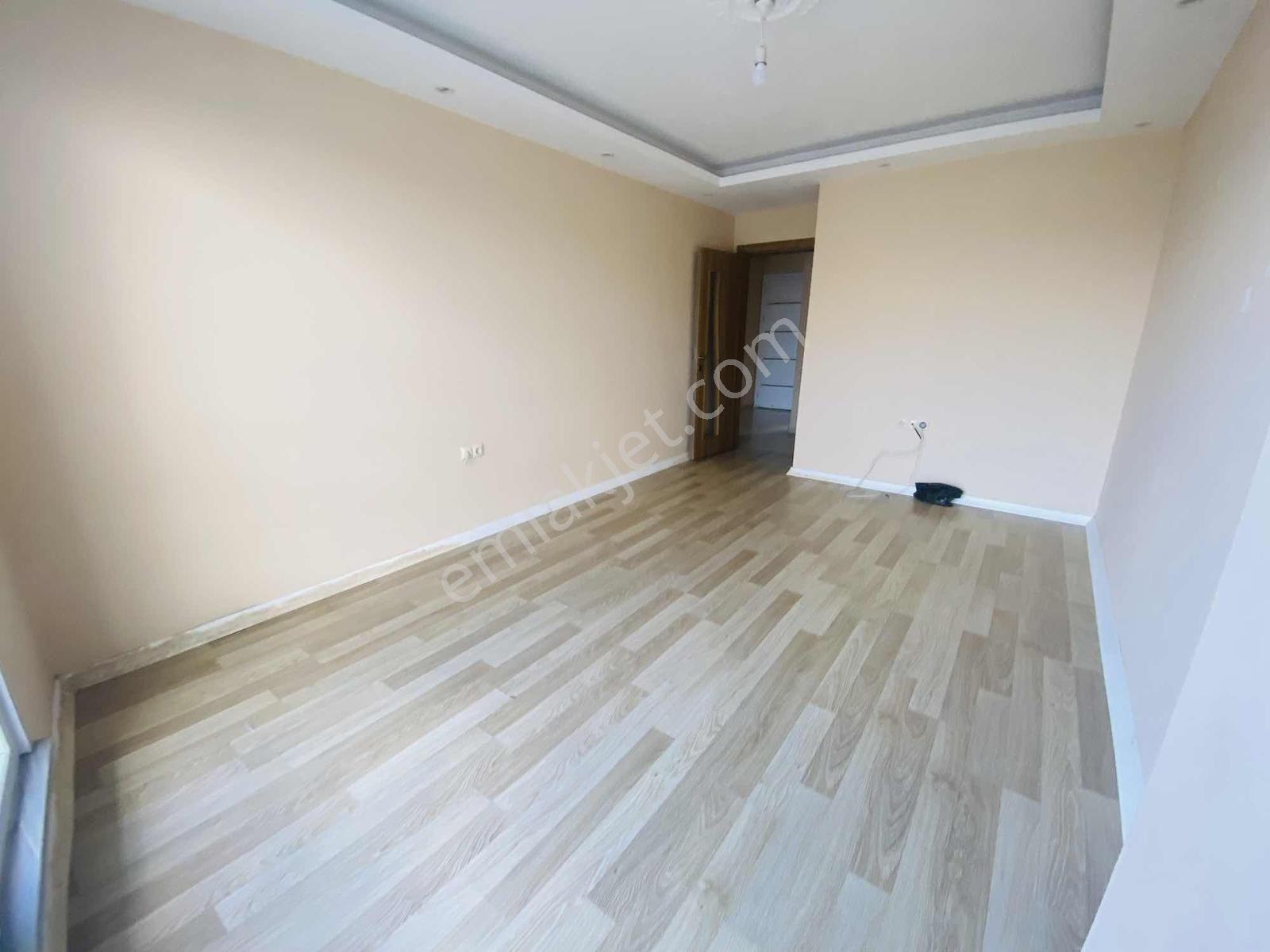 Üçevler Mahallesinde 1+1 Kiralık Daire - Görsel 11