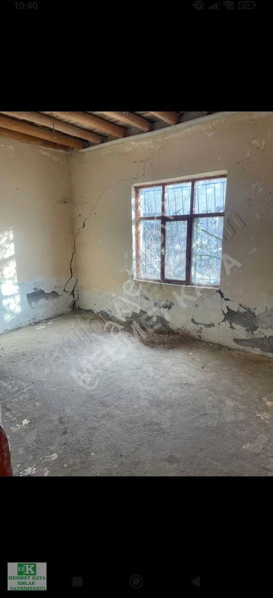 Saraçoğlu 487 Metre Arsa Üzerinde Evi Ve Elektrik Ve Suyu Var - Görsel 11