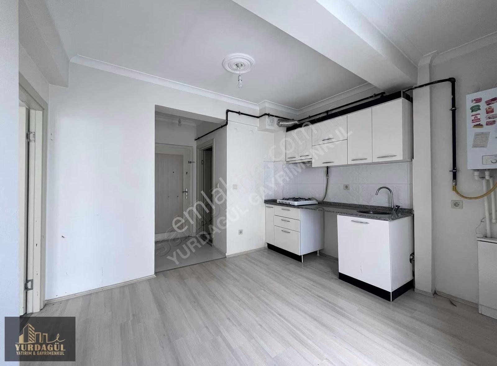Yurdagül'den Büyükdere'de Satılık 45 M2 1+1 Kiracılı Temiz Daire - Görsel 3