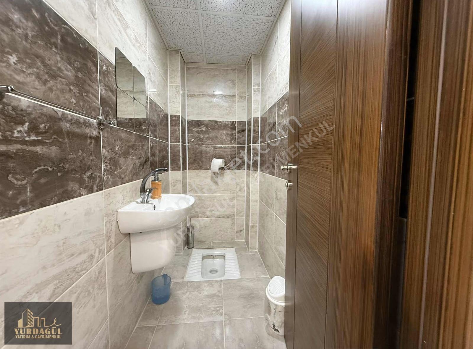 Büyükdere'de Ara Kat,full Yapılı,8 Yıllık,geniş,çift Cepheli 2+1 - Görsel 14