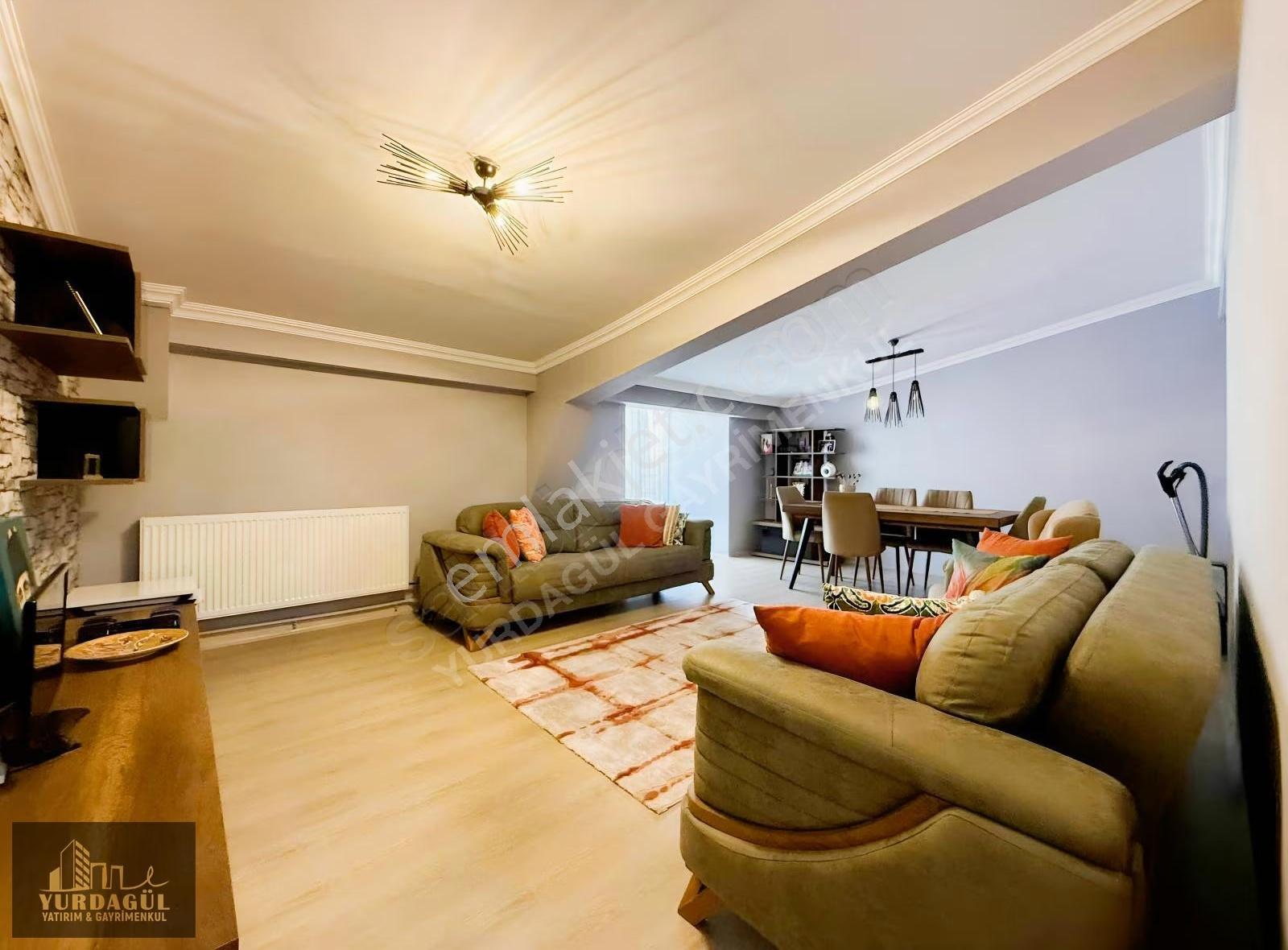 Büyükdere Mah.'de Köşe Başı G-d Cepheli 3.5+1 Dubleks Daire