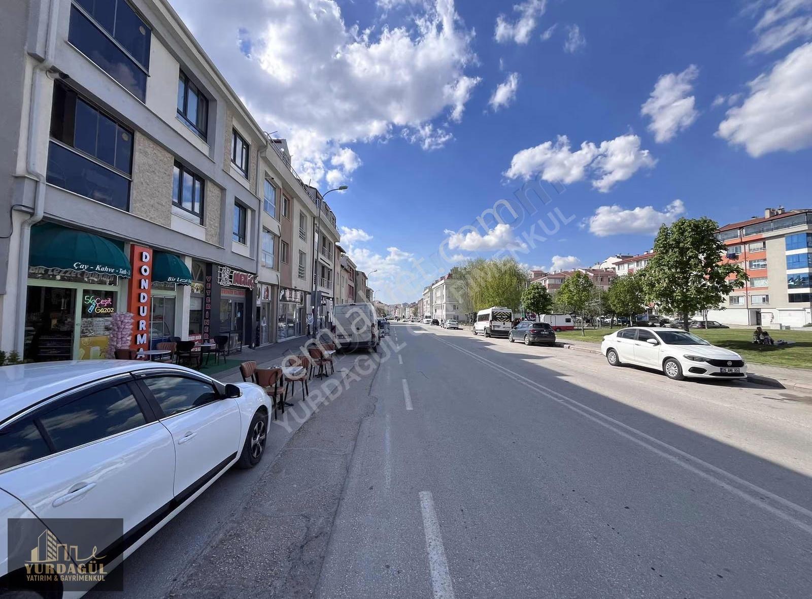 Yurdagül Yatırım'dan Büyükdere'de 2+1 85m2 1.kat Bakımlı Satılık - Görsel 21