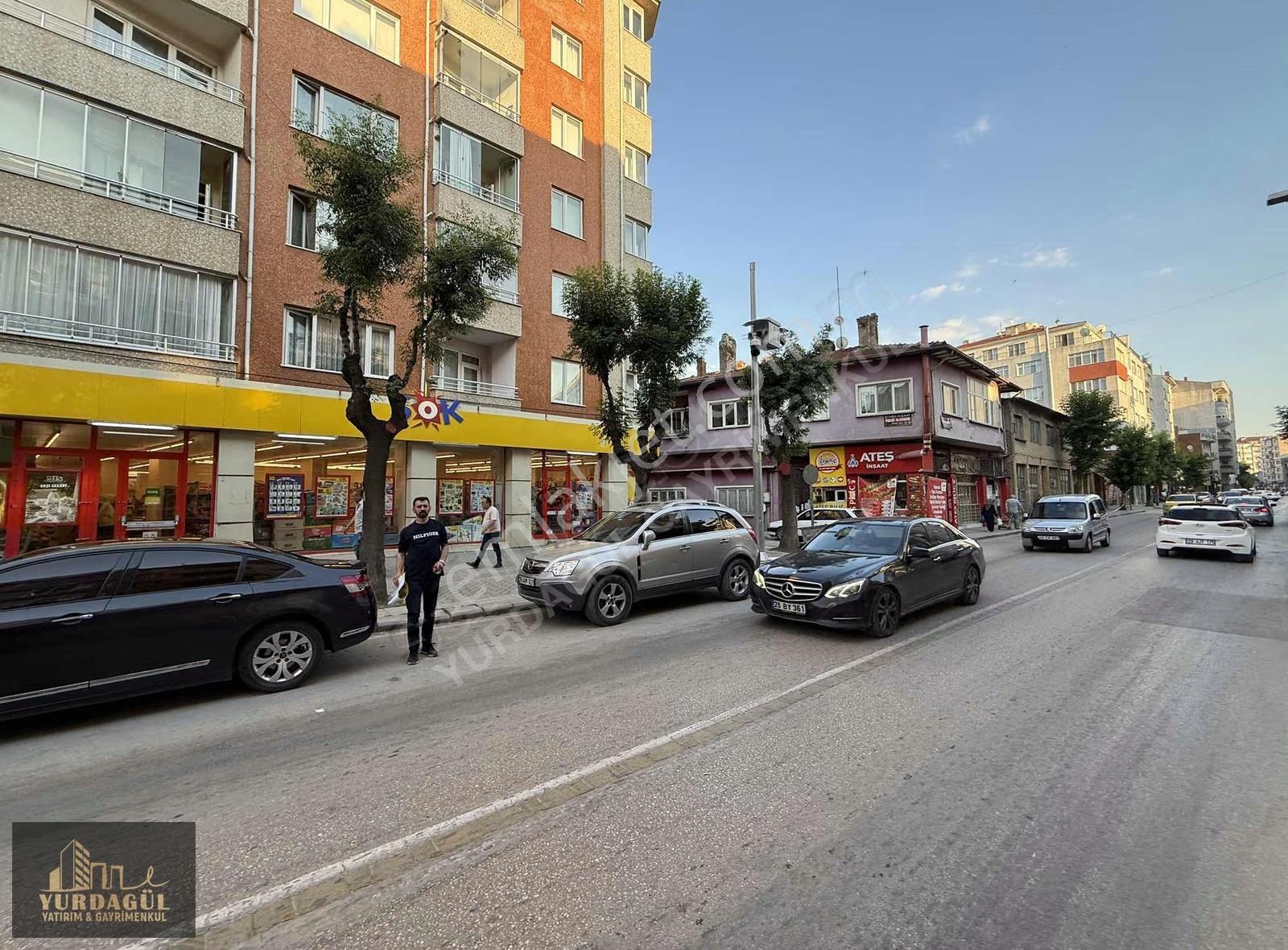 Sakarya-2 Caddesi Üzerinde Çift Cepheli Yatırımlık 2+1 Daire - Görsel 18