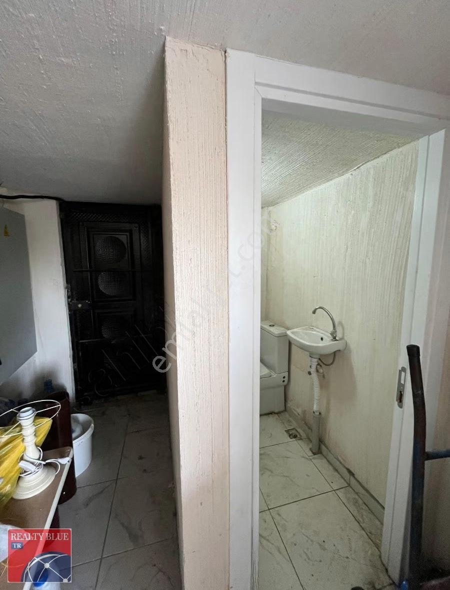 Sancaktepe Yunus Emre'de Kiralık 35 M2 Dükkan - Görsel 4
