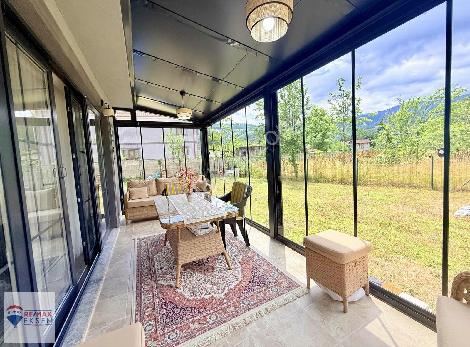 Akyazı Bıçkıdere 1.096 M² Arsada İskanlı Sıfır 3+1 Villa - Görsel 11