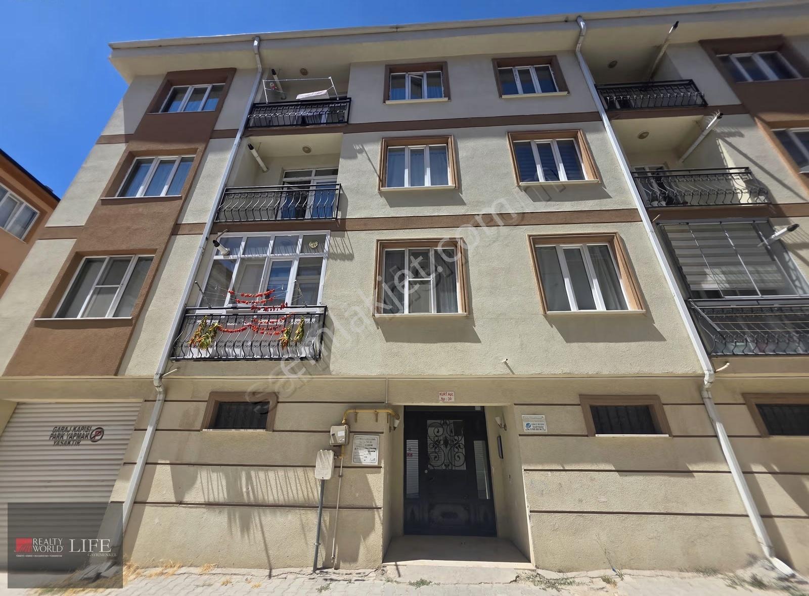 Rw Lıfe // Batıkent Mah İkizler Sokak Bakımlı Satılık 2+1 Daire - Görsel 7