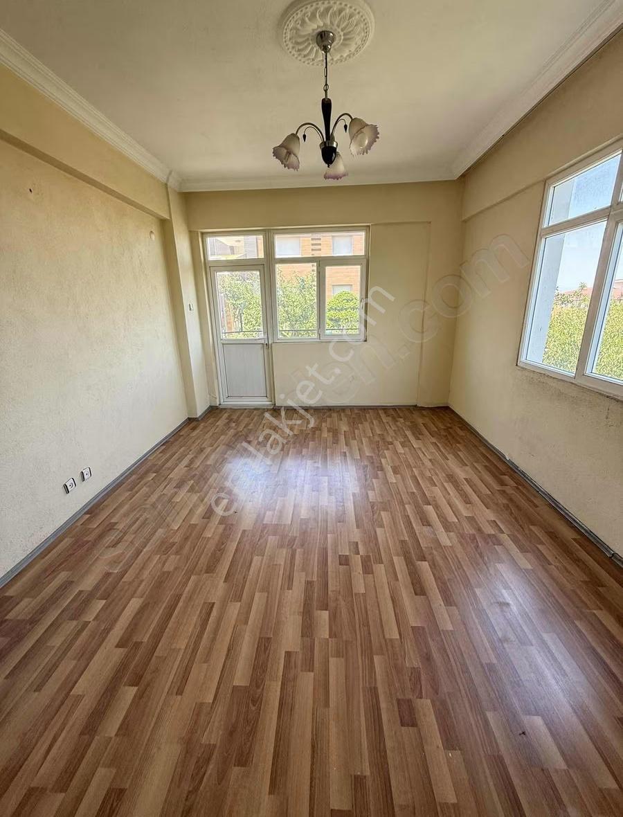 Merkez Mah 3+1 Kiralık - Görsel 5