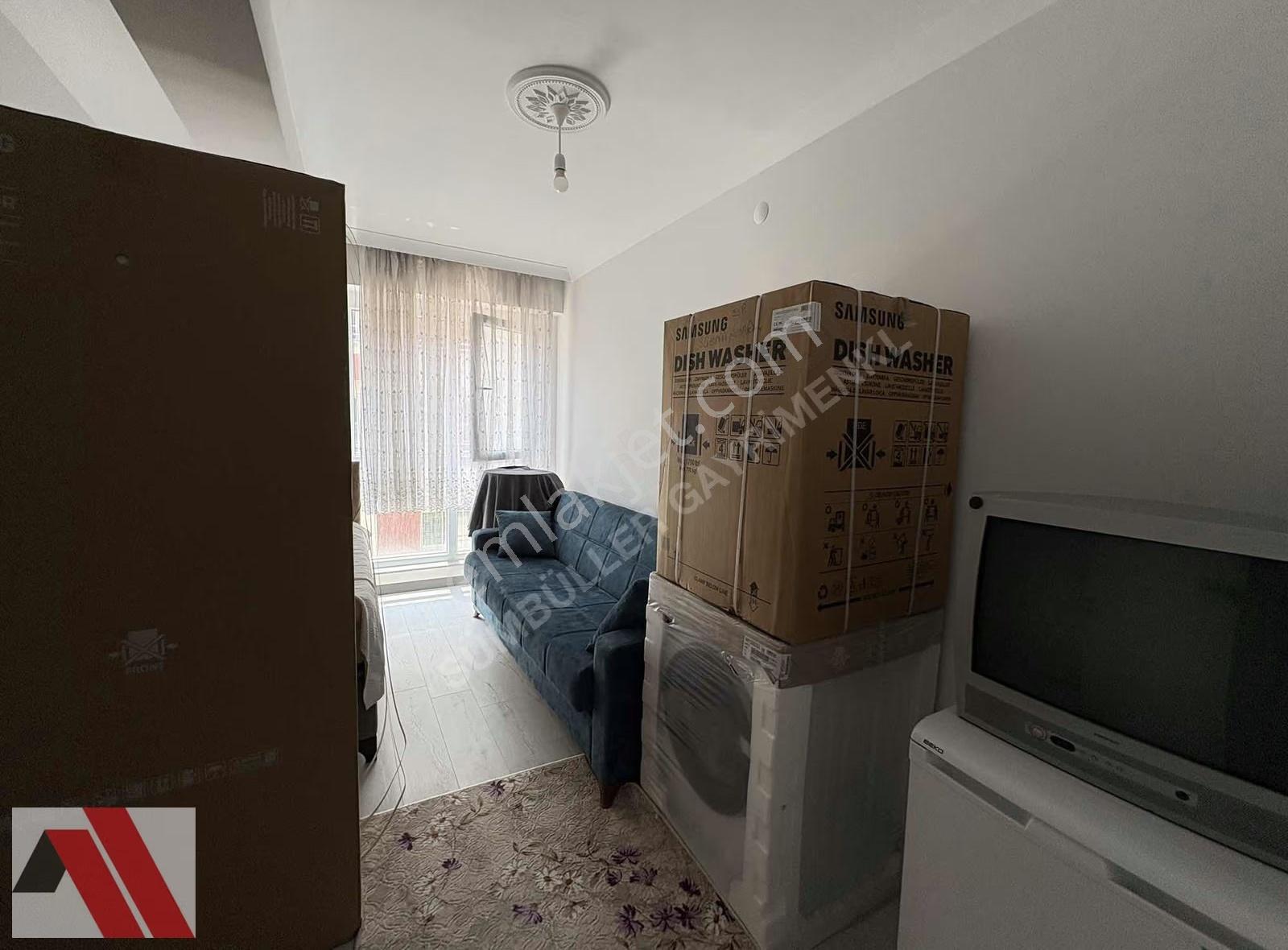 Sümbüller'den Caddeye Sıfır Konumda Arakat İskanlı Asansörlü 2+1 - Görsel 3