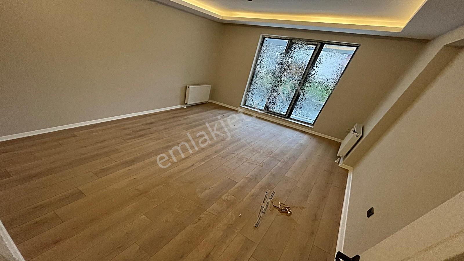 Yenikent Emlak'dan Çarşı İçinde Yakın Süper Lüks Daire - Görsel 34