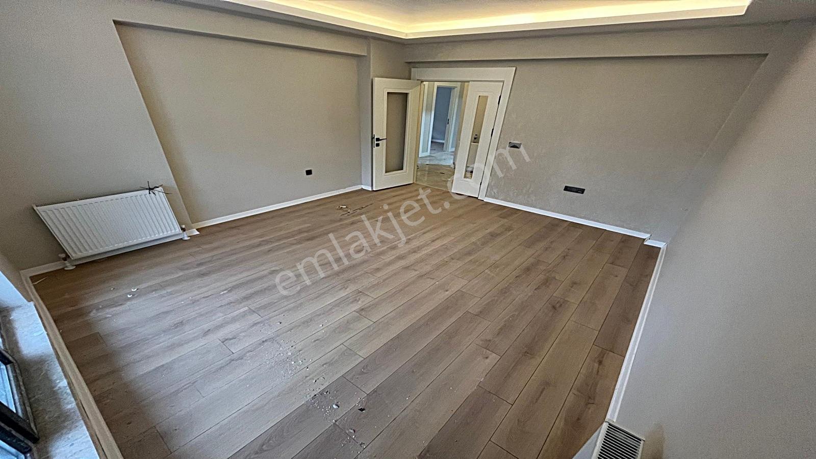 Yenikent Emlak'dan Çarşı İçinde Yakın Süper Lüks Daire - Görsel 30