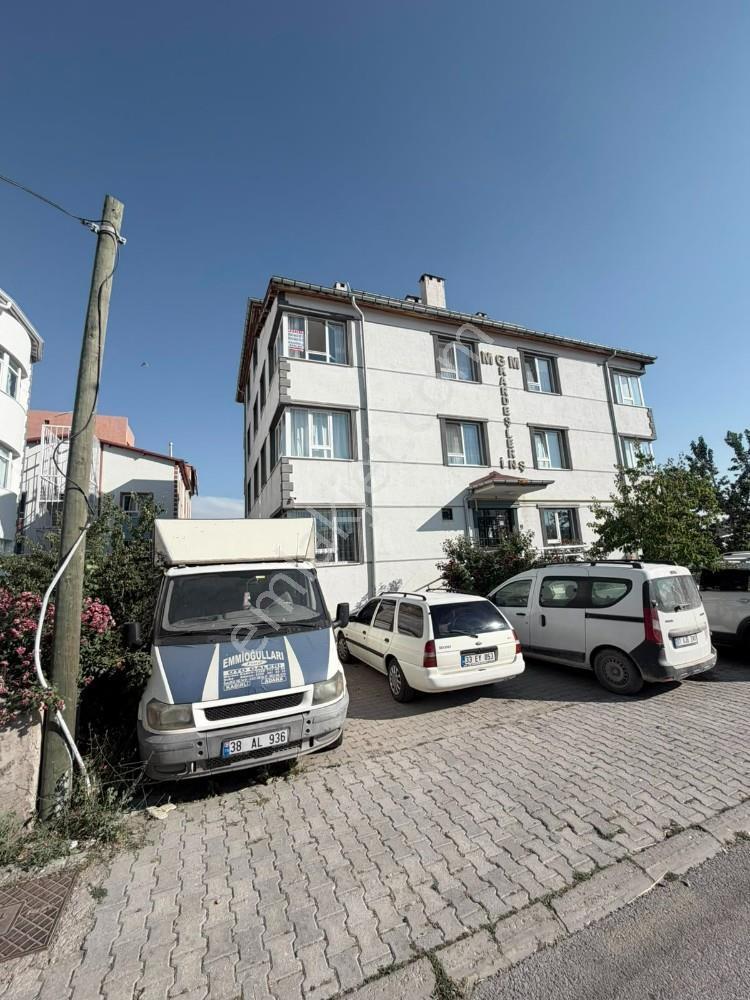 Satılık 3+1 Lüks Ve Ferah Daire | Aşık Seyrani Mahallesi - Görsel 23