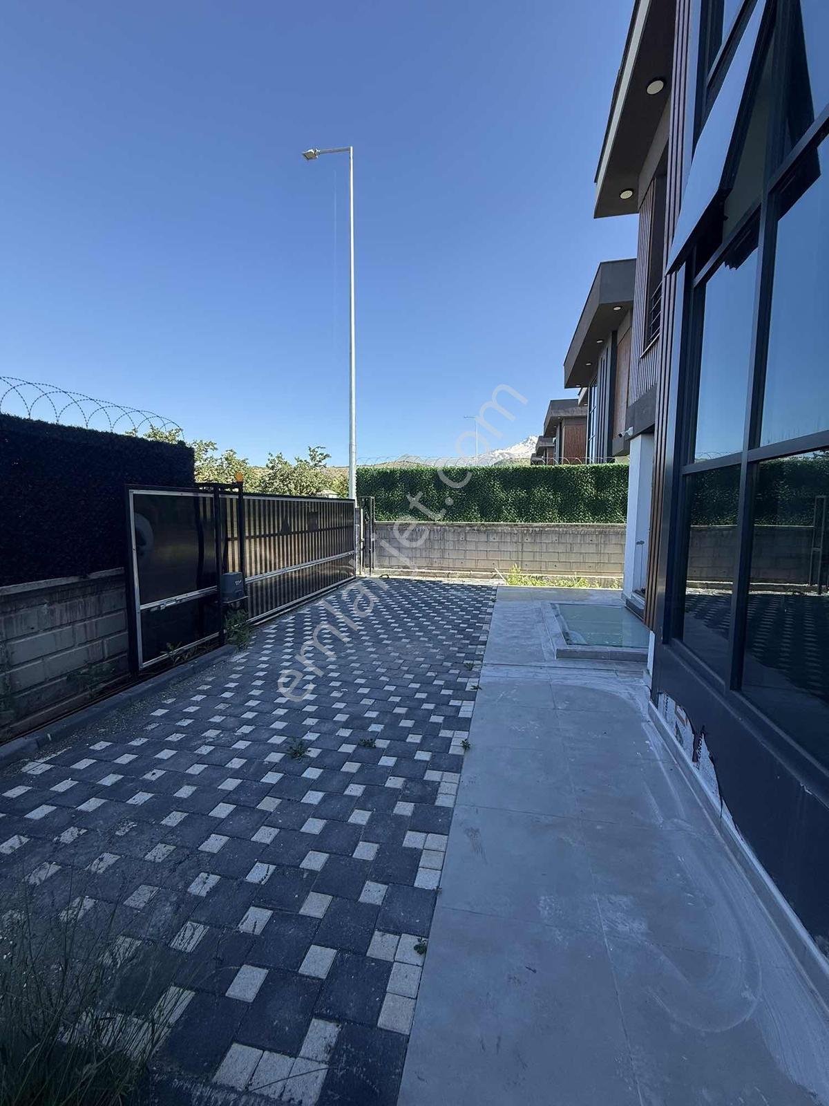 Fetanet Emlaktan Altınoluk Ödül Altınoran Projesi Köşebaşı Villa - Görsel 5
