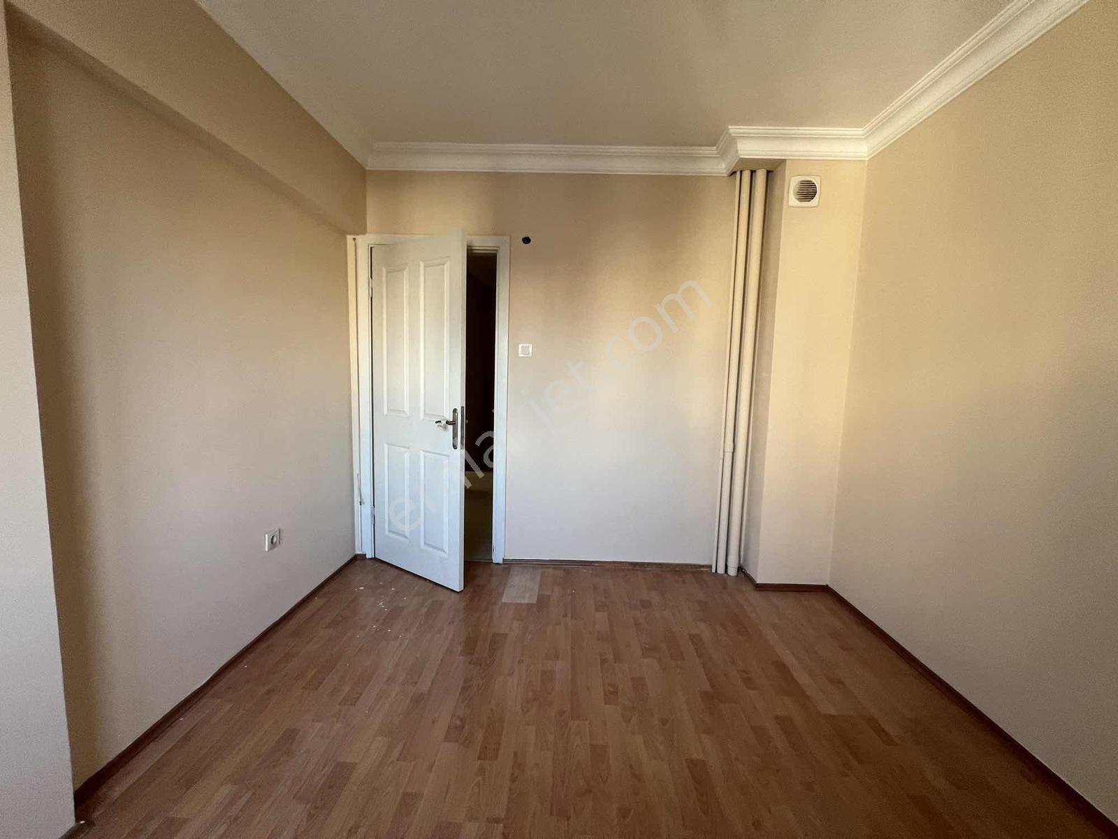 Minibüs Caddesine Ve Marmaraya Yürüme Mesafesinde 3+1 Net 110m² - Görsel 28
