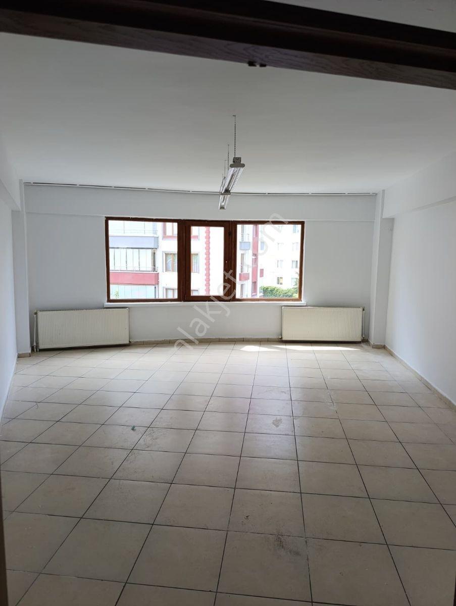 Çakırlar Da 400 M2 + (400m2)teraslı Satılık Dükkan - Görsel 5